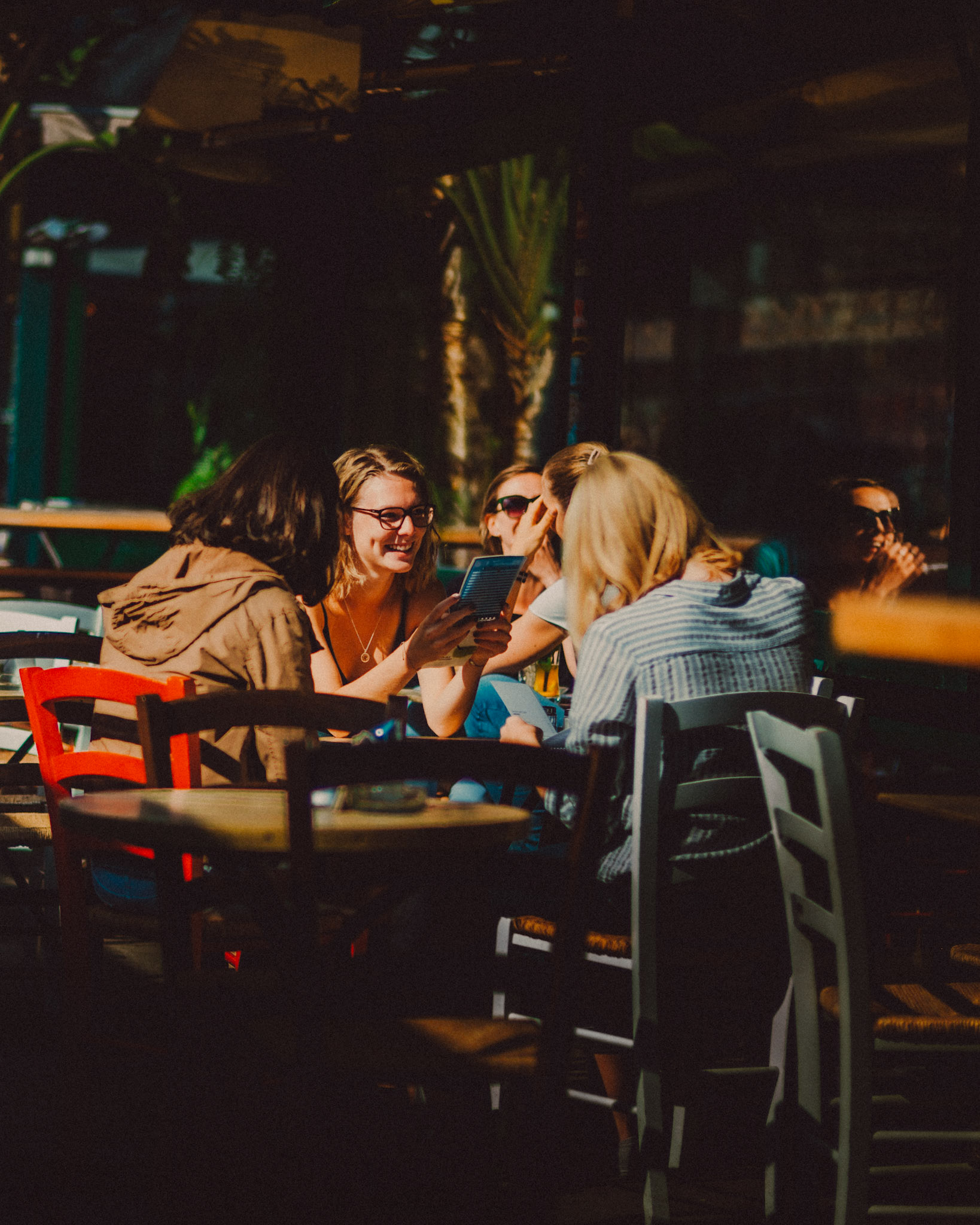 Al fresco dining in Naschmarkt, Vienna, Austria, August 2017, Leica M.