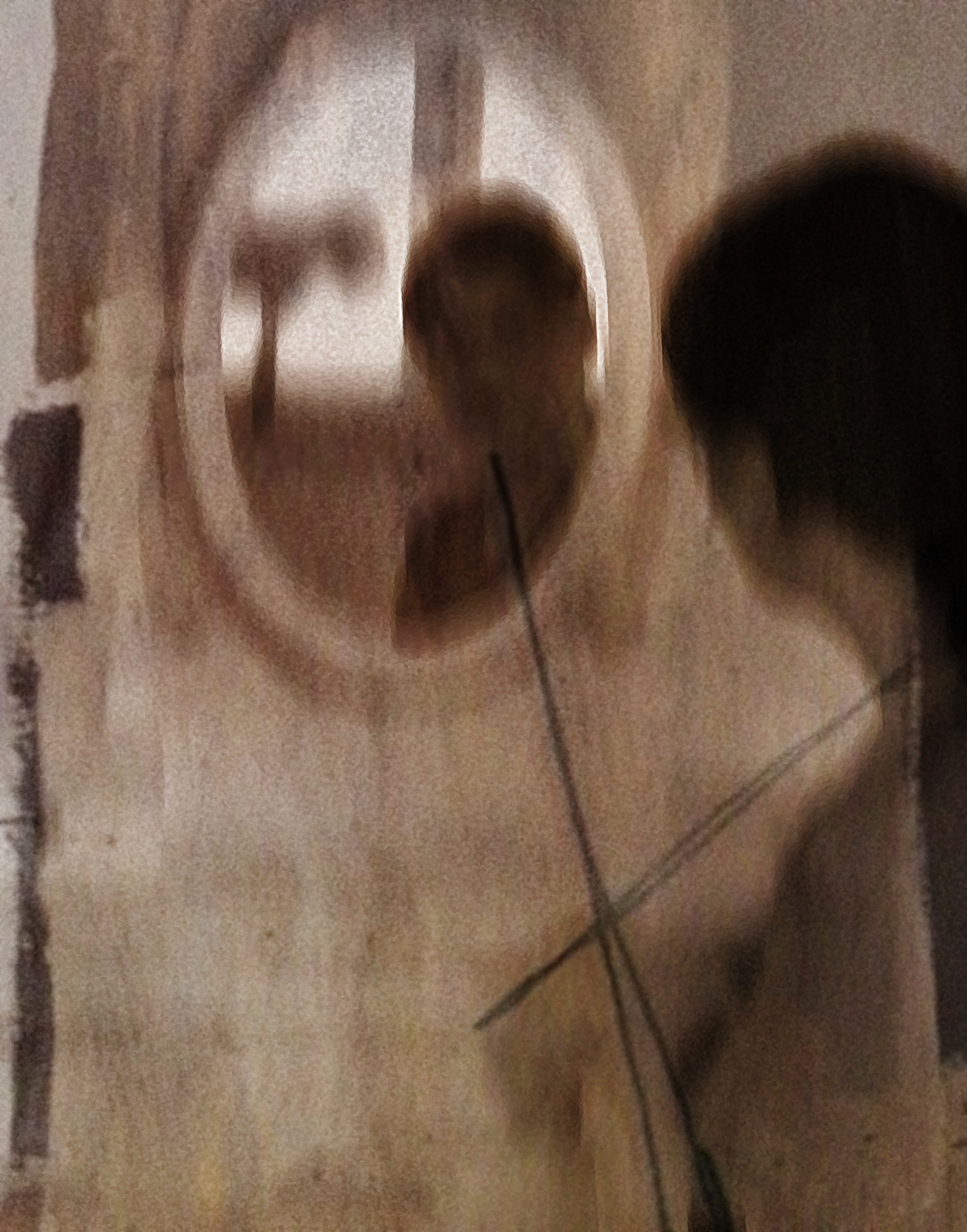 ”Mirror of Danielle”, 2021, overpainted photography, 80x50cm