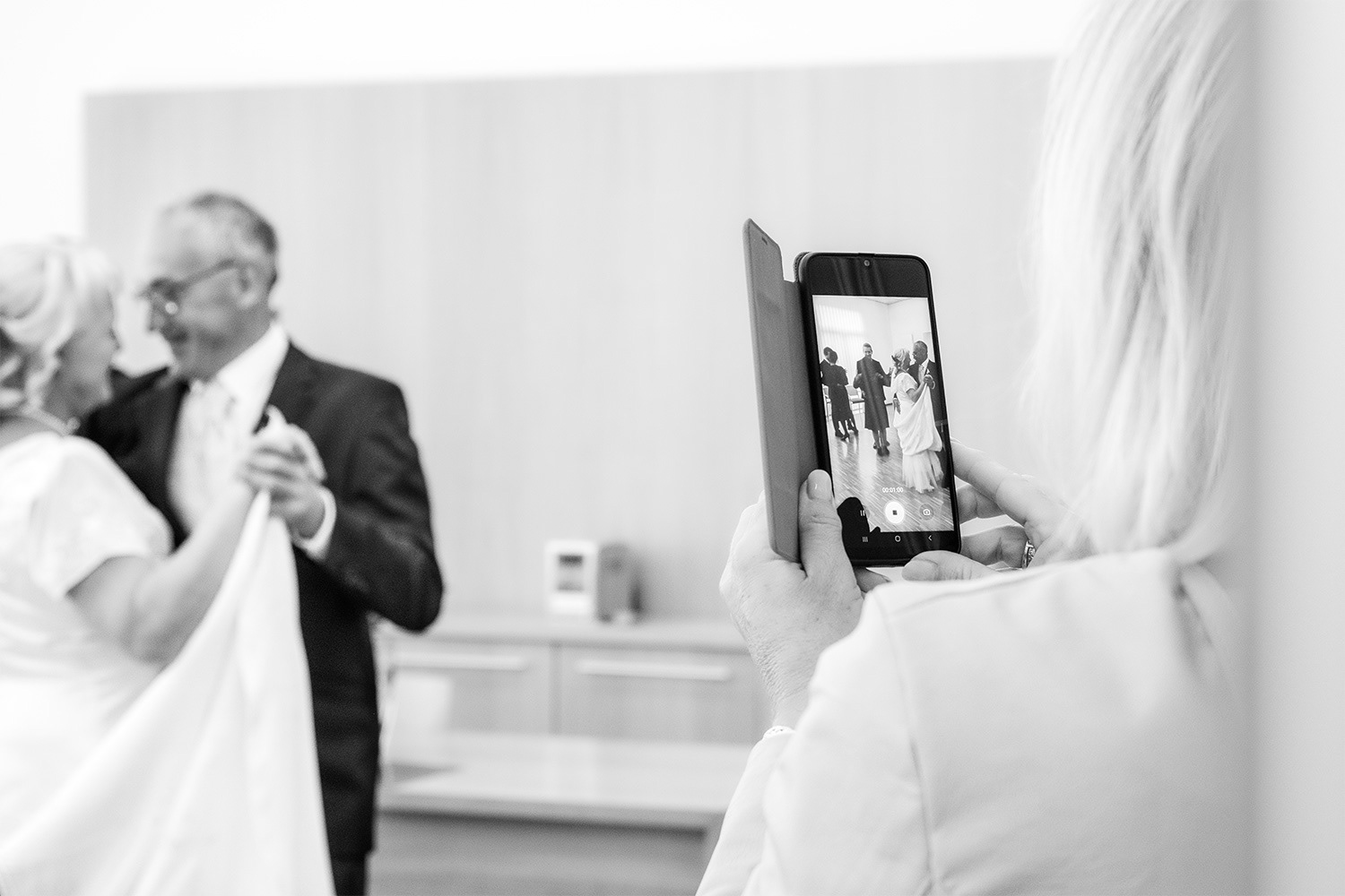 Hochzeit_Pfarrkirchen_Bad_Hall_Hochzeitsfotograf_Thomas_Traschwandtner_Tau_Light_Media