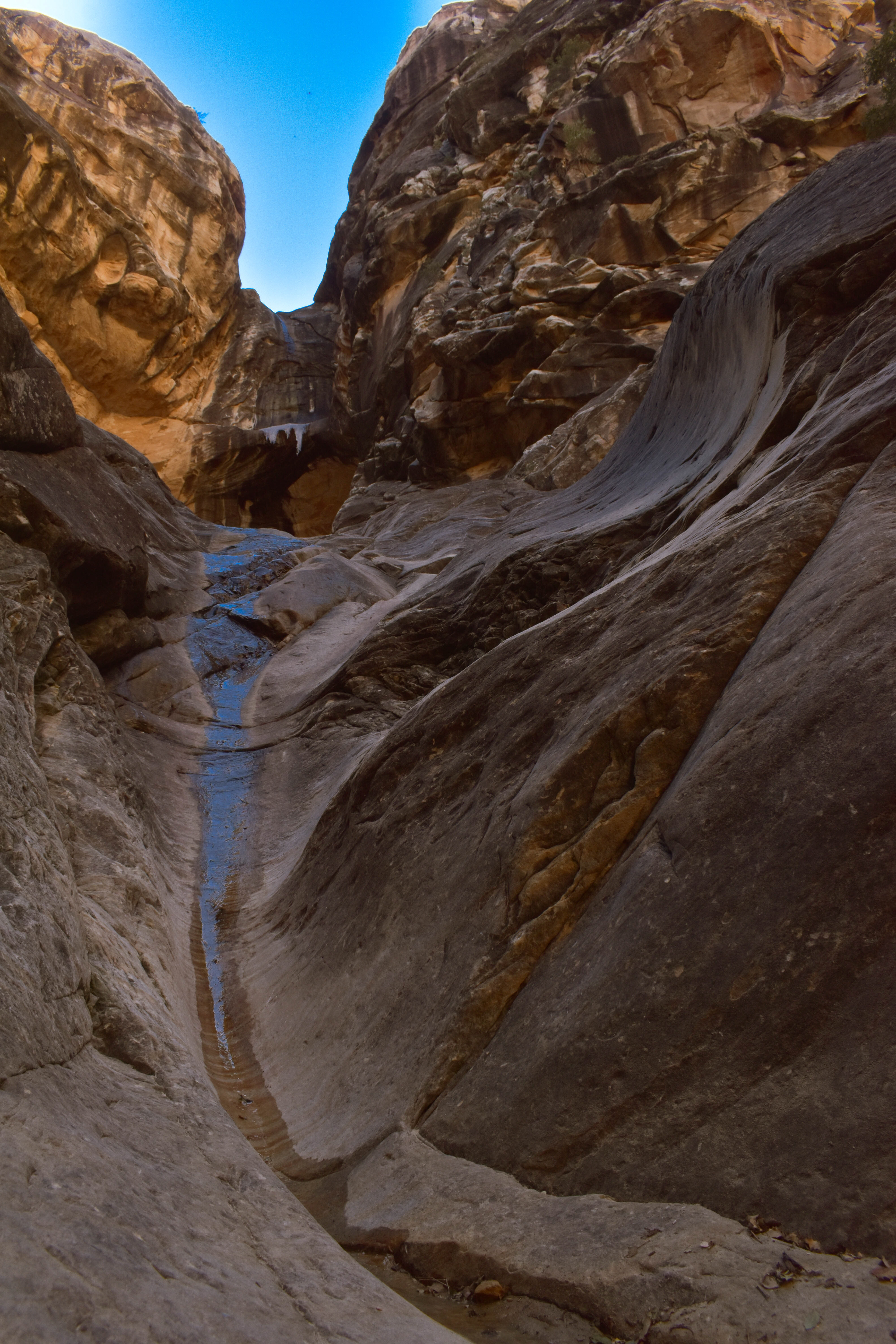 Leading Line to sky