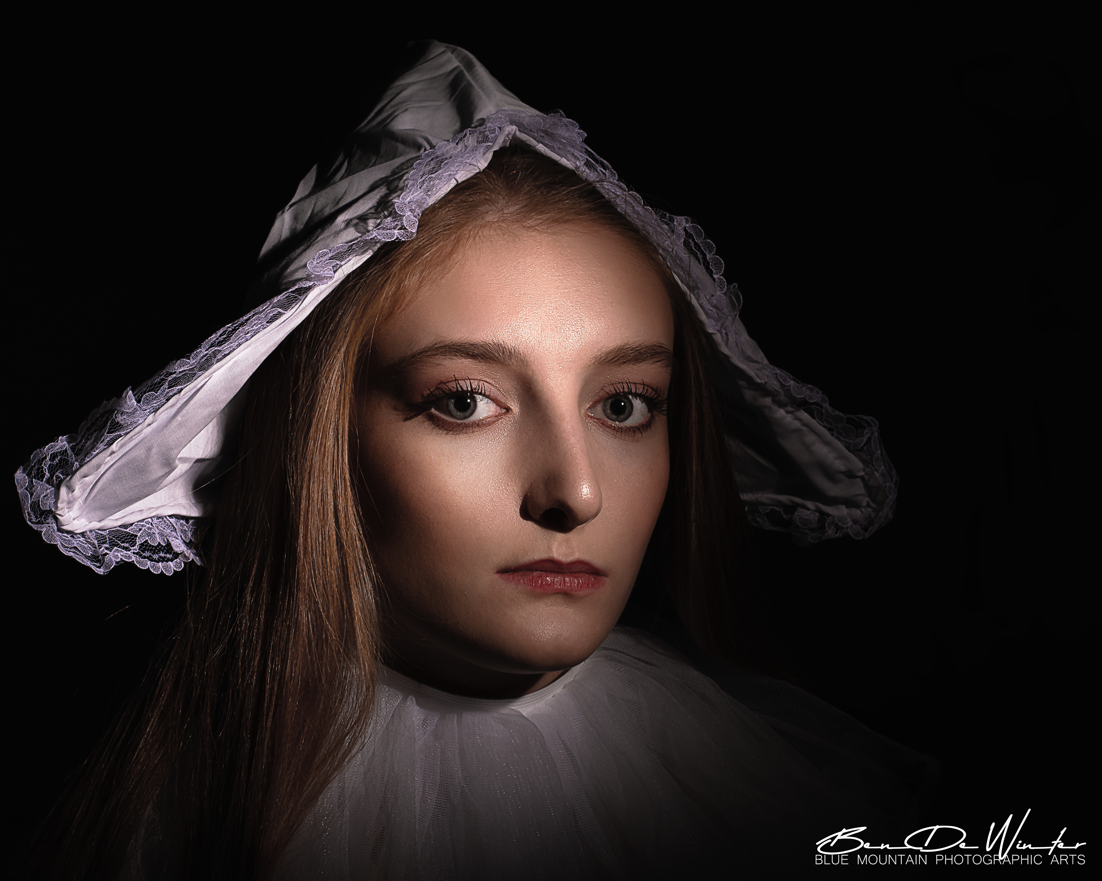 Girl with white hat