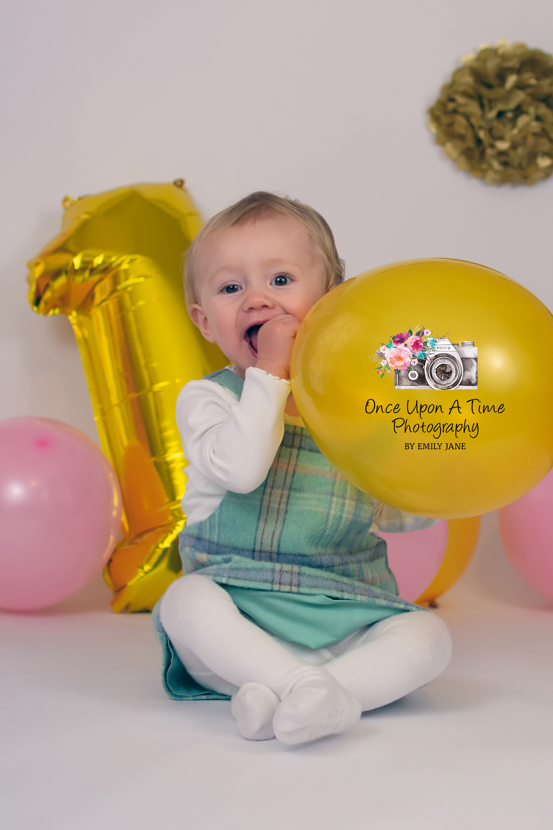 first birthday photoshoot Cheltenham Gloucestershire