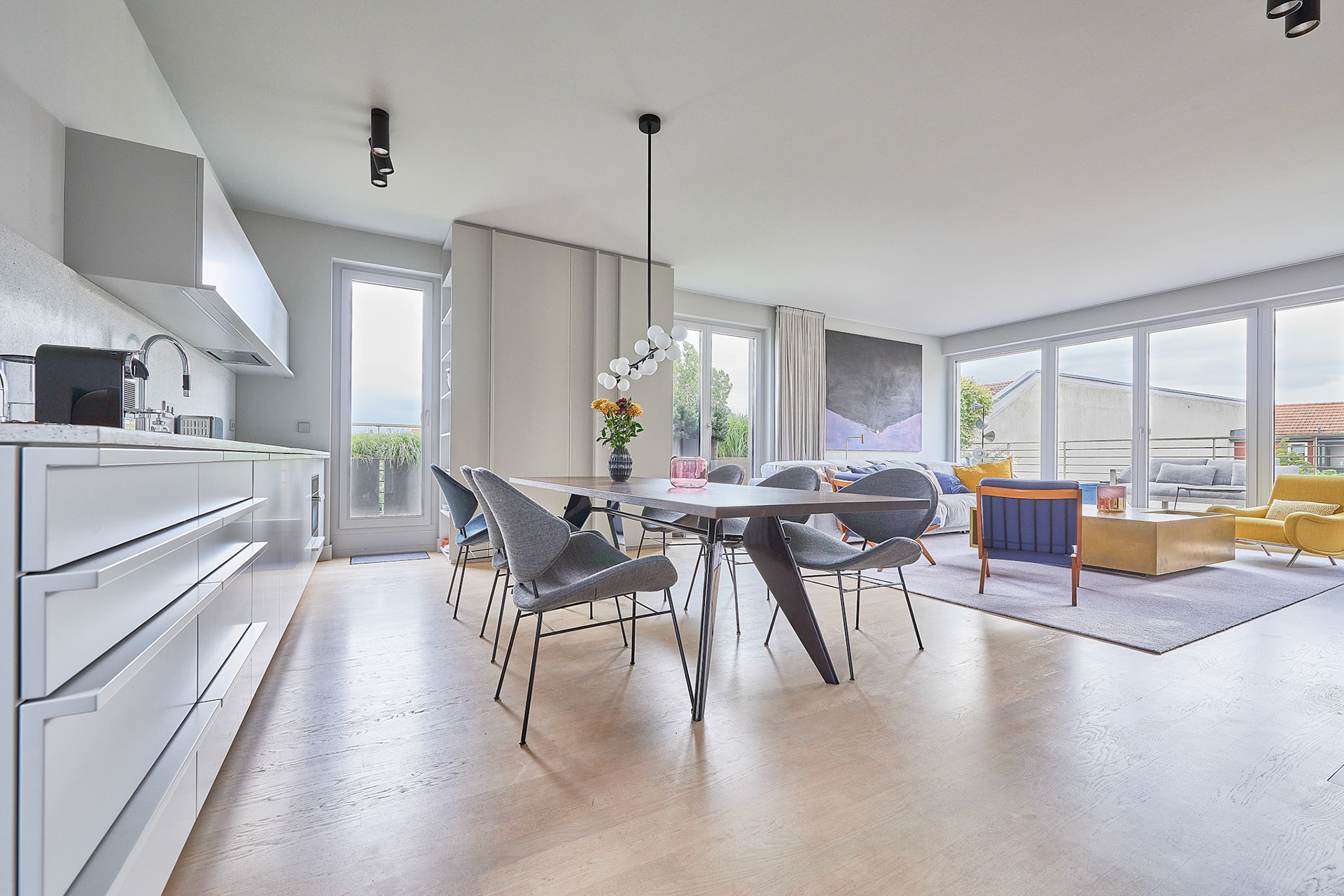 Wohnküche fotografiert für Gate Property Berlin