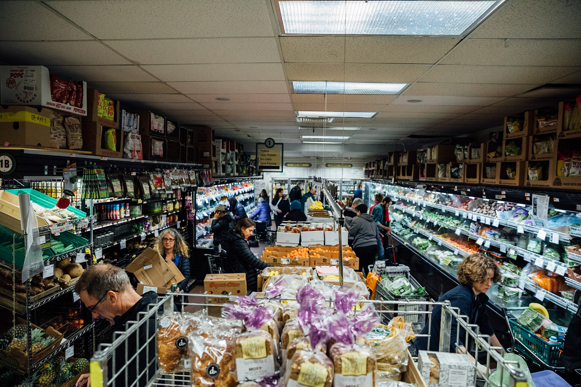 Documentary Photographer ANÍBAL MARTEL Park Slope Food Coop, NY