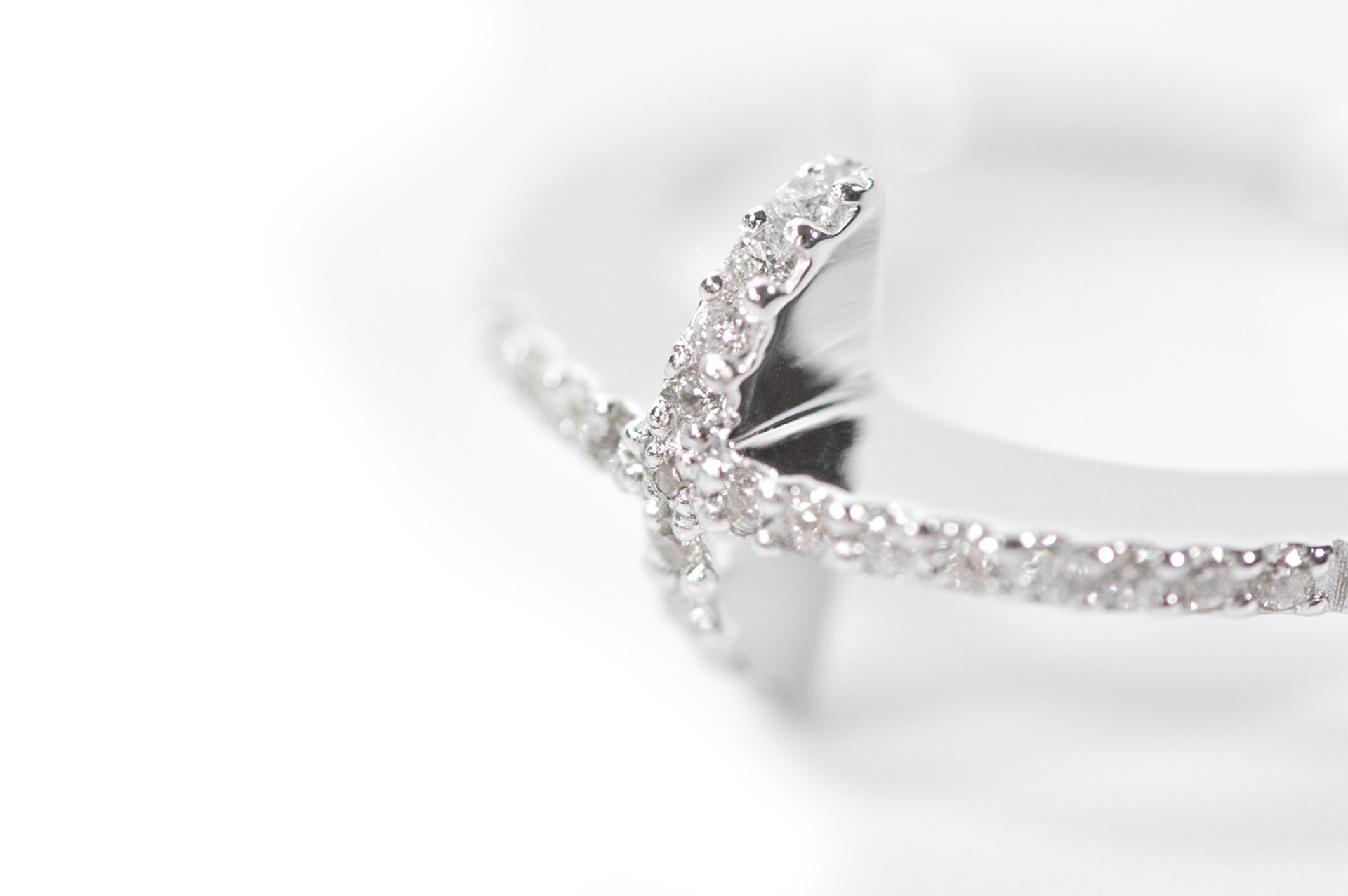 Creative and product jewellery photography for Sia Shafer