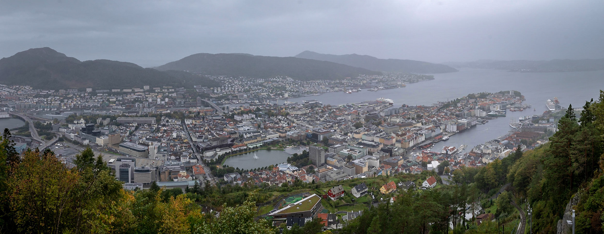 Sony ILCA-77M2 | DT 30mm F1.4 @ ISO 100 | 30 mm | f/8 | 1/80 s