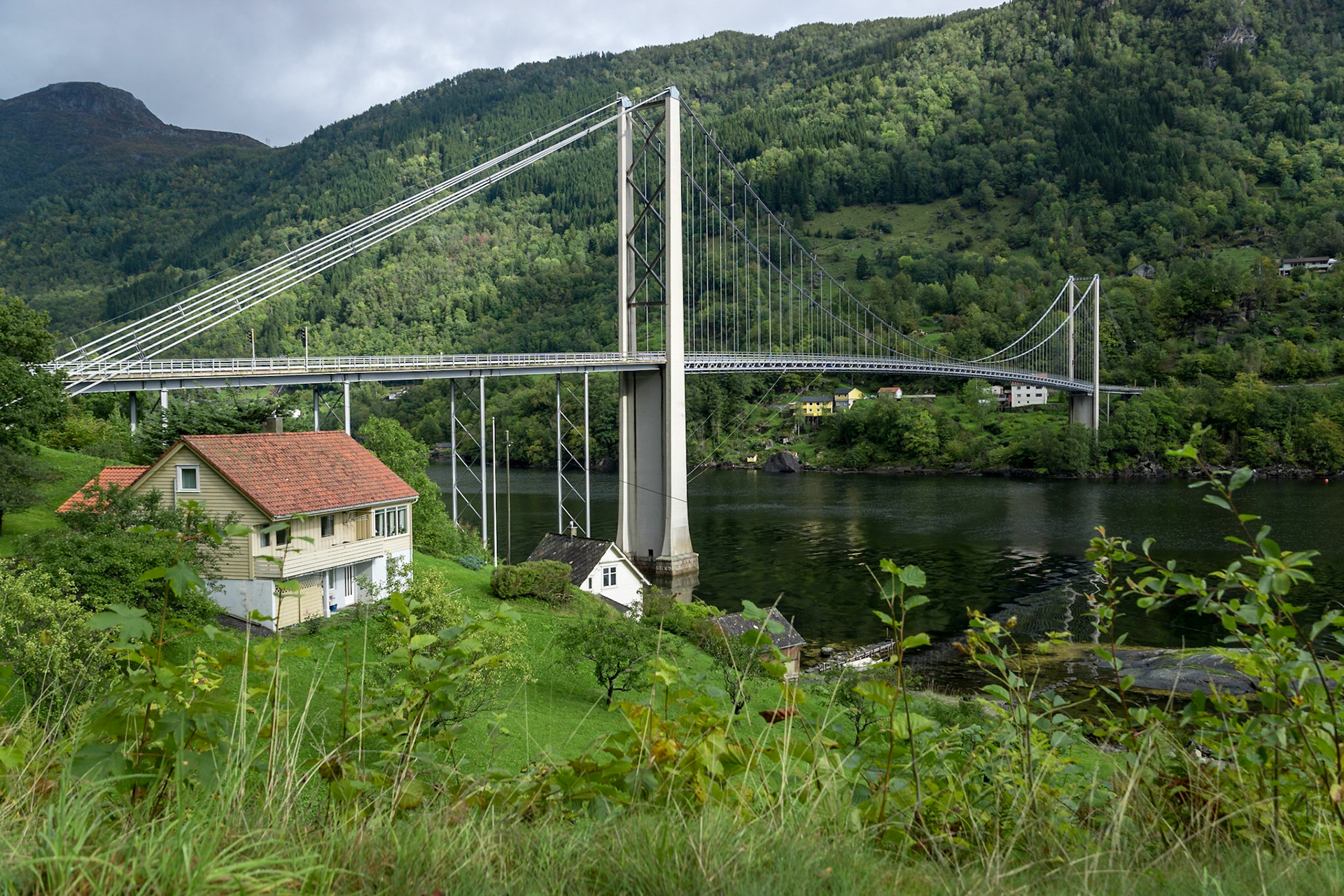 Sony ILCA-77M2 | DT 16-50mm F2.8 SSM @ ISO 100 | 18 mm | f/4 | 1/500 s