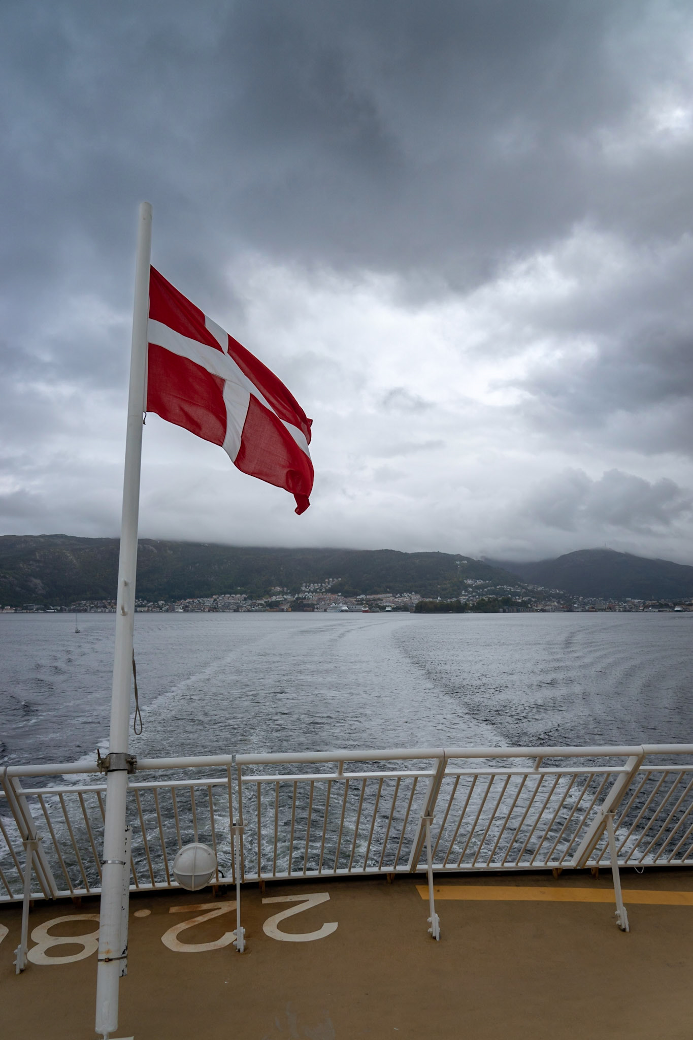 Sony ILCA-77M2 | DT 16-50mm F2.8 SSM @ ISO 100 | 16 mm | f/4.5 | 1/1000 s