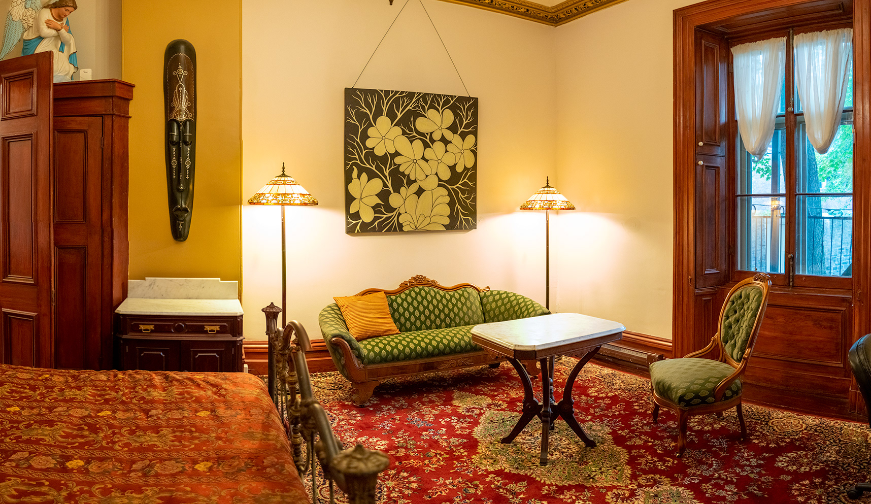 Second bedroom with Queen size bed