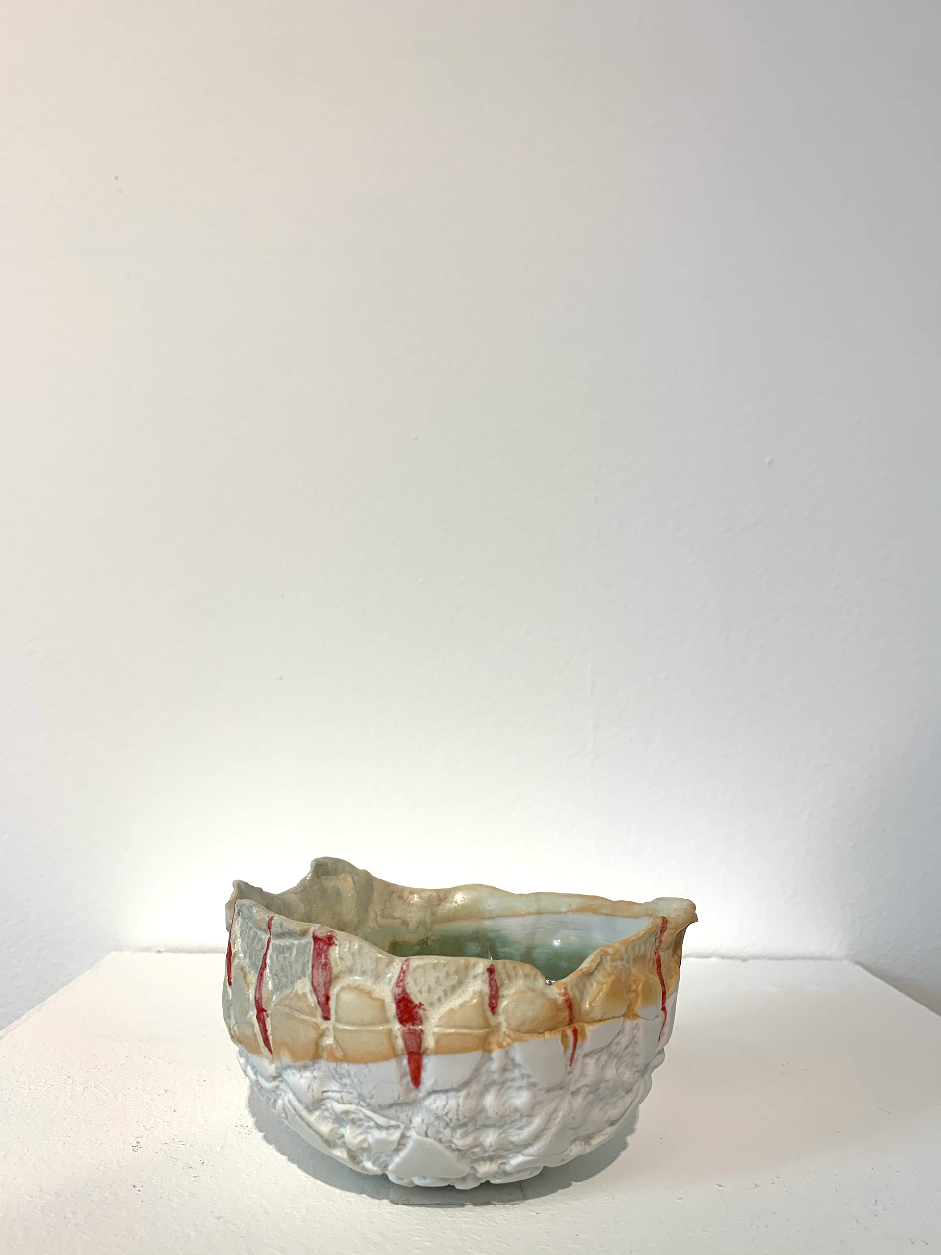 Bol pièce unique demi-sphère 10,5 x 6 cm - Porcelaine - 42€