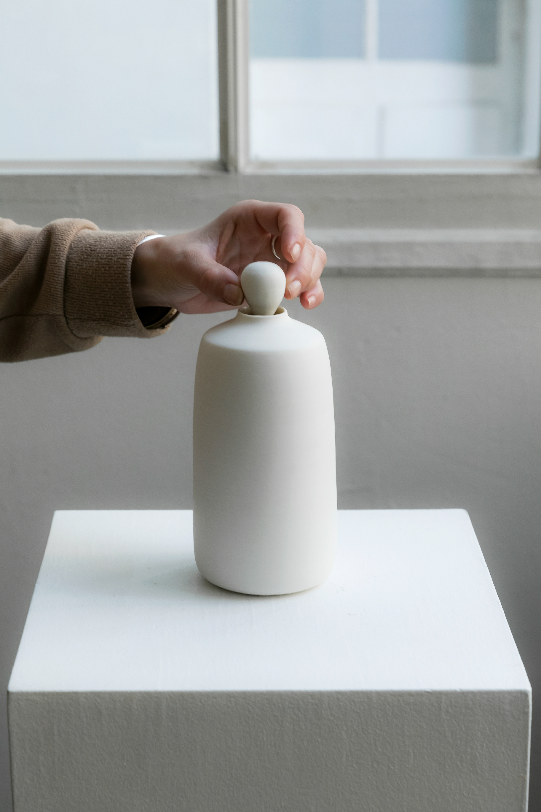Bouteille avec bouchon 75€
