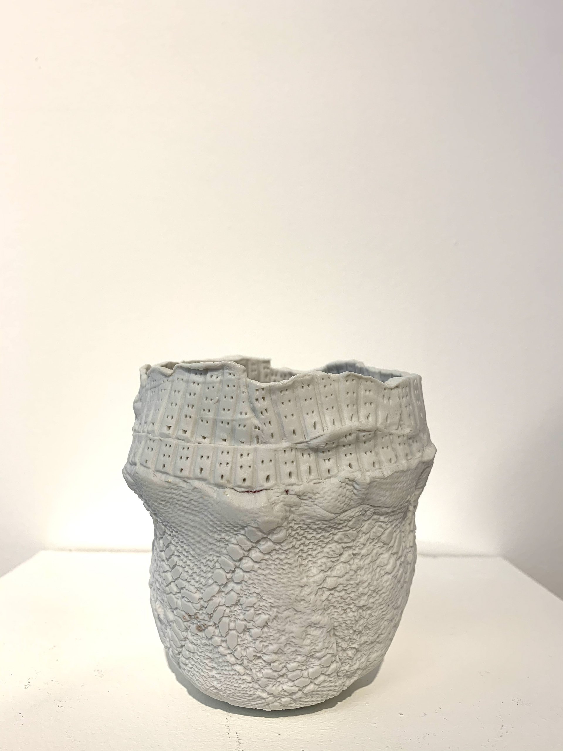 Bol haut pièce unique - 11.5 x 9.5 cm - Porcelaine - 90€