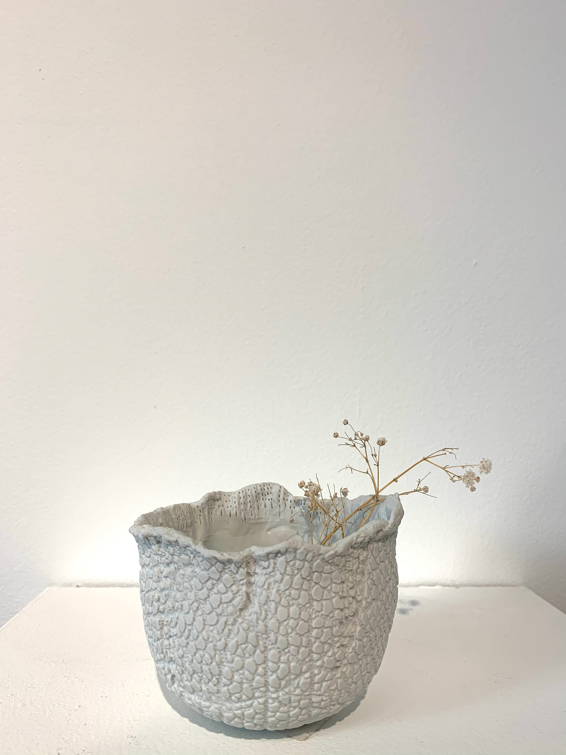 Bol blanc pièce unique - 8.5 x 9.5 cm - Porcelaine - 62€