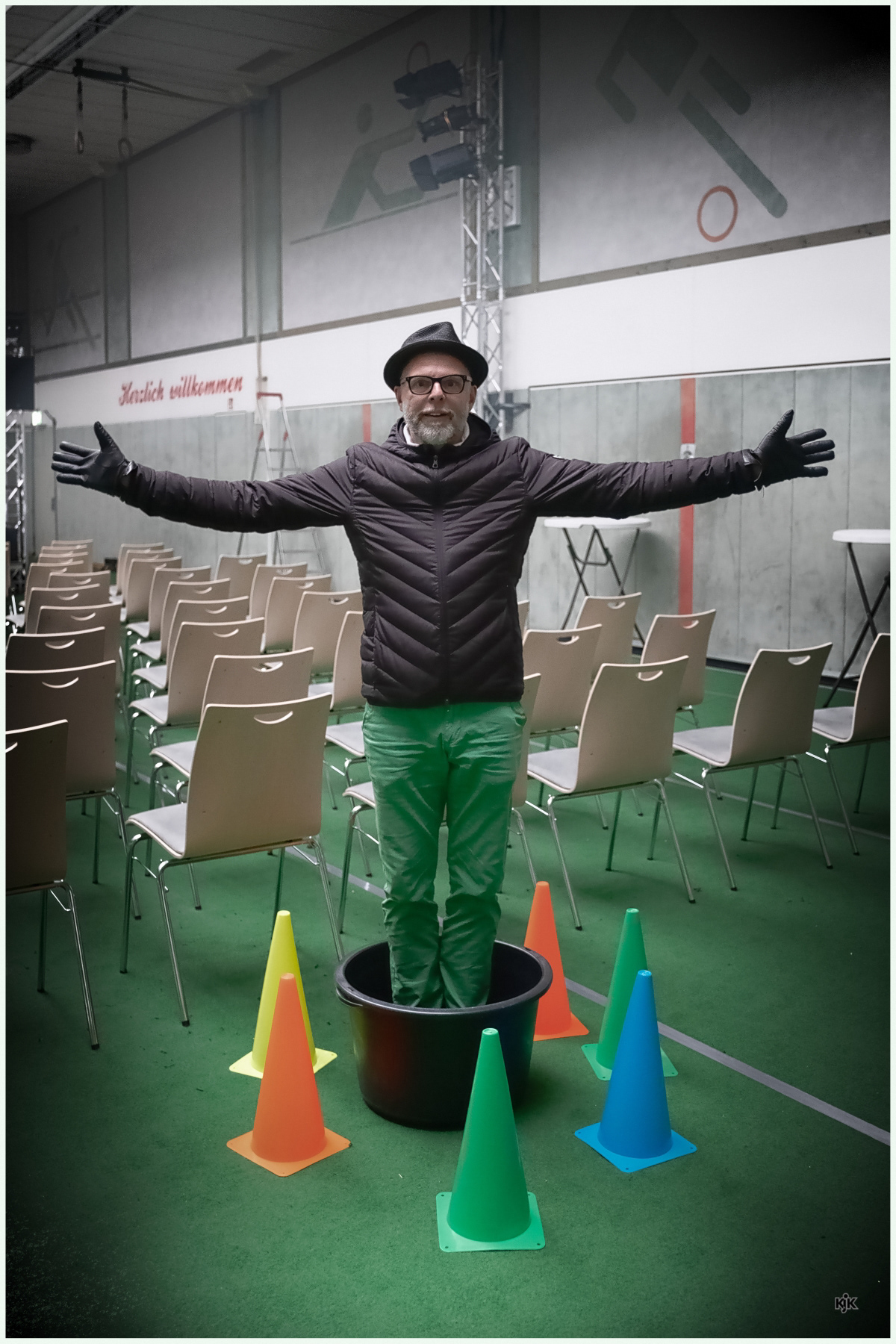 Johannes Kuchta wird hereingebeamt...