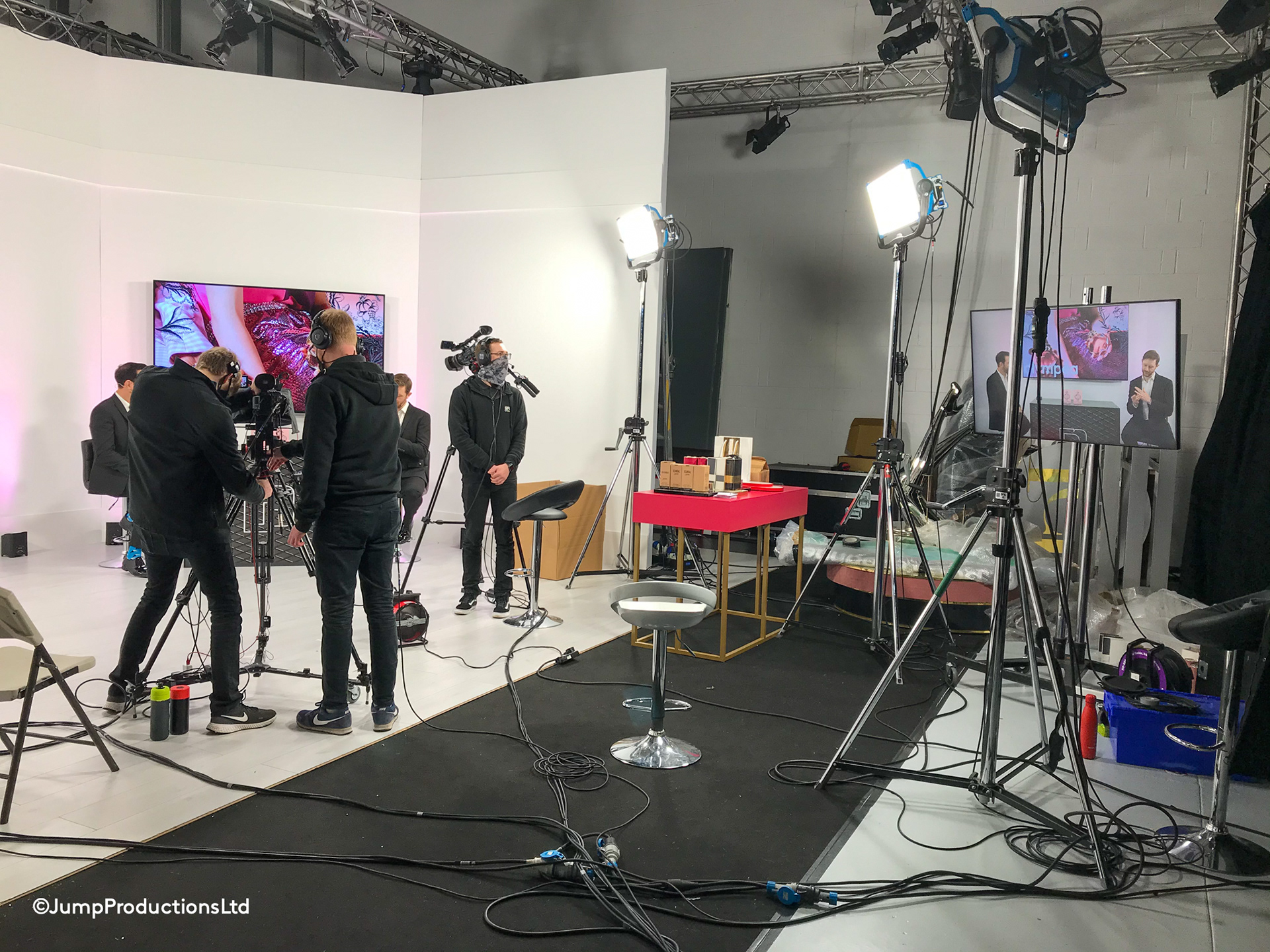 Studio 14