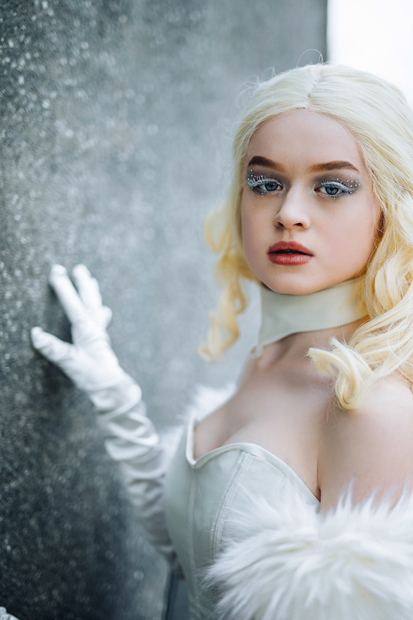 @sxphie.mills as Emma Frost