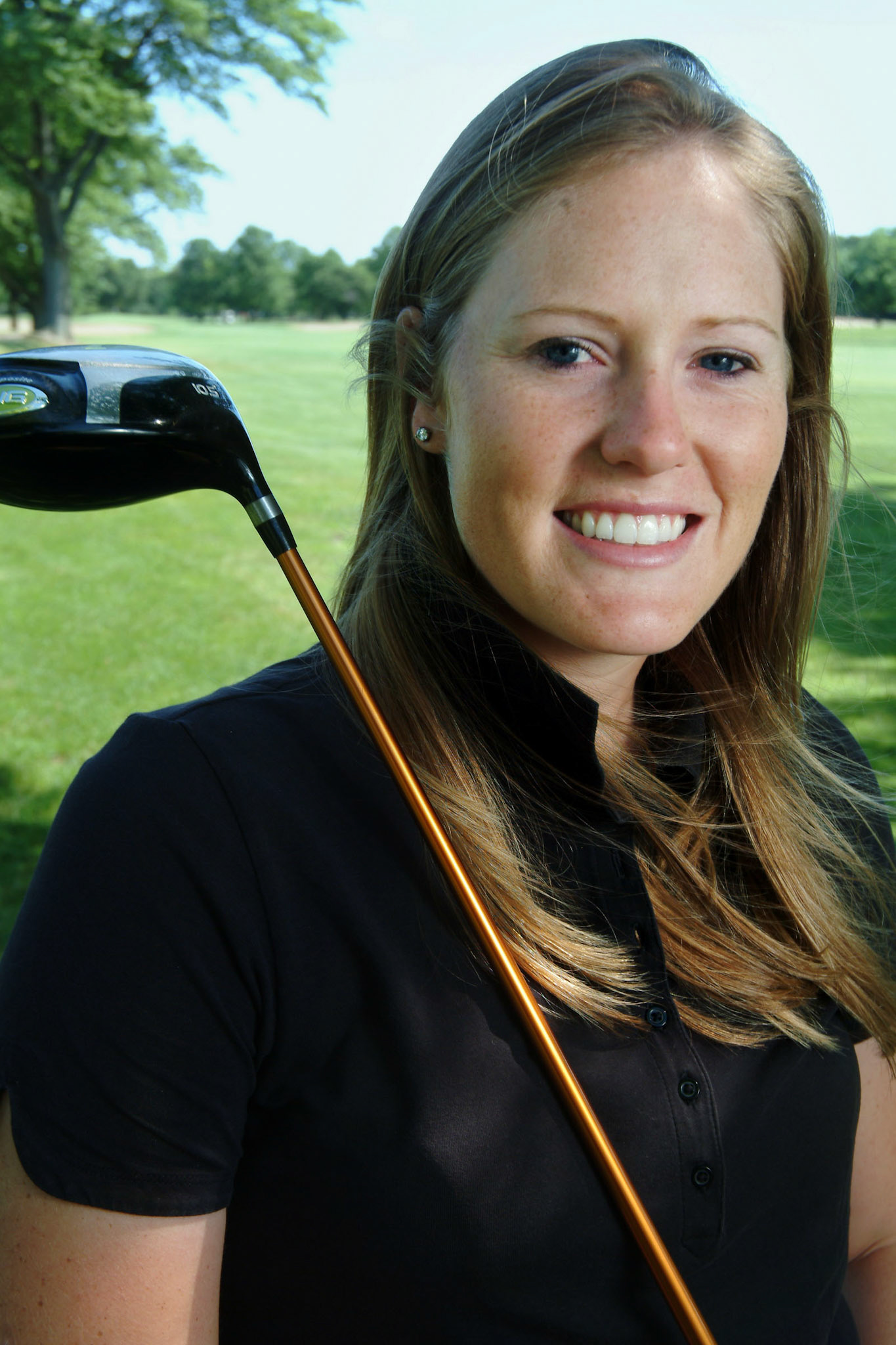 070108tvmGLFGODFREY_3 Tony V. Martin GLENWOOD-Duramed FUTURES player and former Homewood resident Megan Godfrey stops off at Glenwoodie Golf Course for a round before heading to Canada to play a tour. Megan played for the Homewood-Flossmor High team and University of Illinois before hitting the tour.