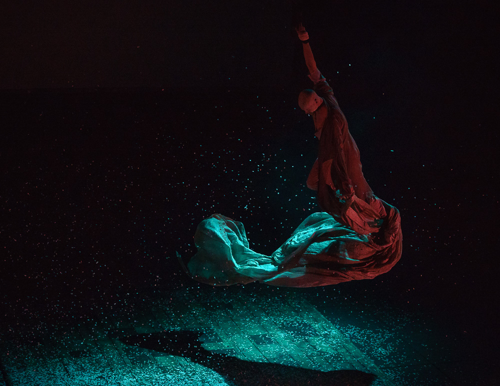 Я БАСЕ, Упсала-Цирк, Золотая Маска