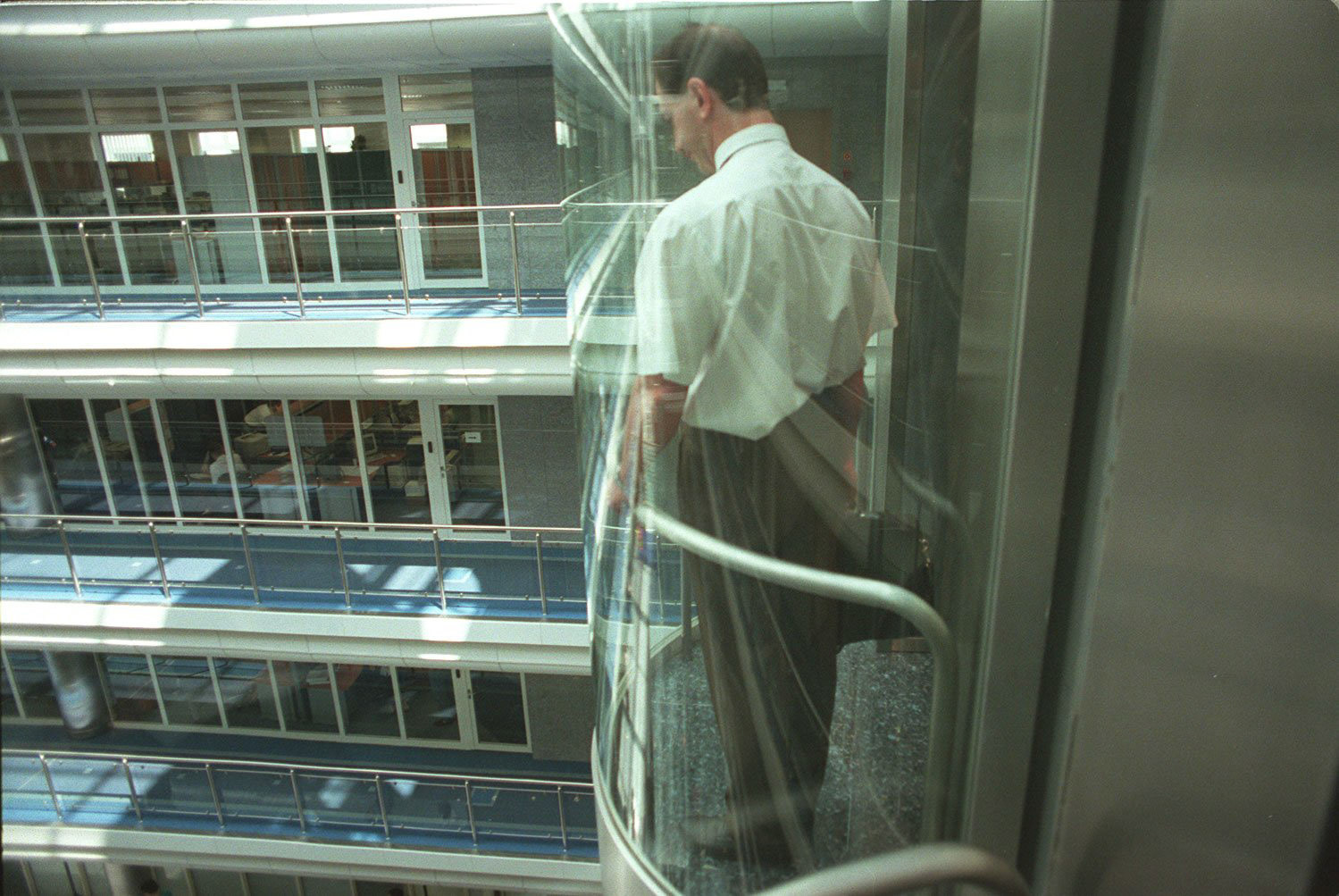 WARSZAWA UL SENATORSKA BRE BANK SA JP 3693/19