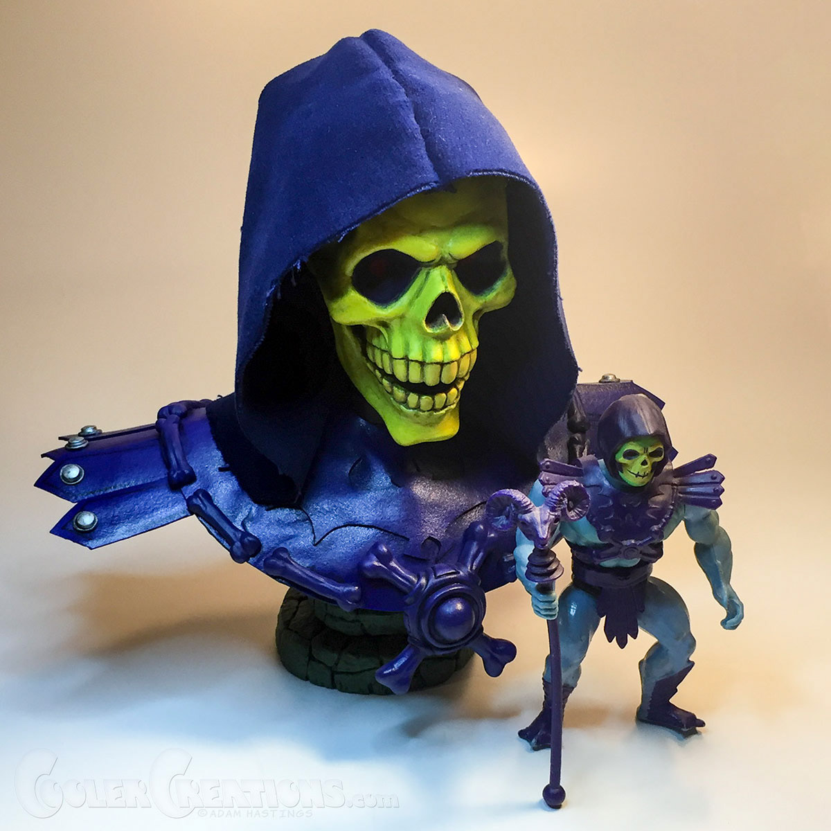 skeletor sculpture