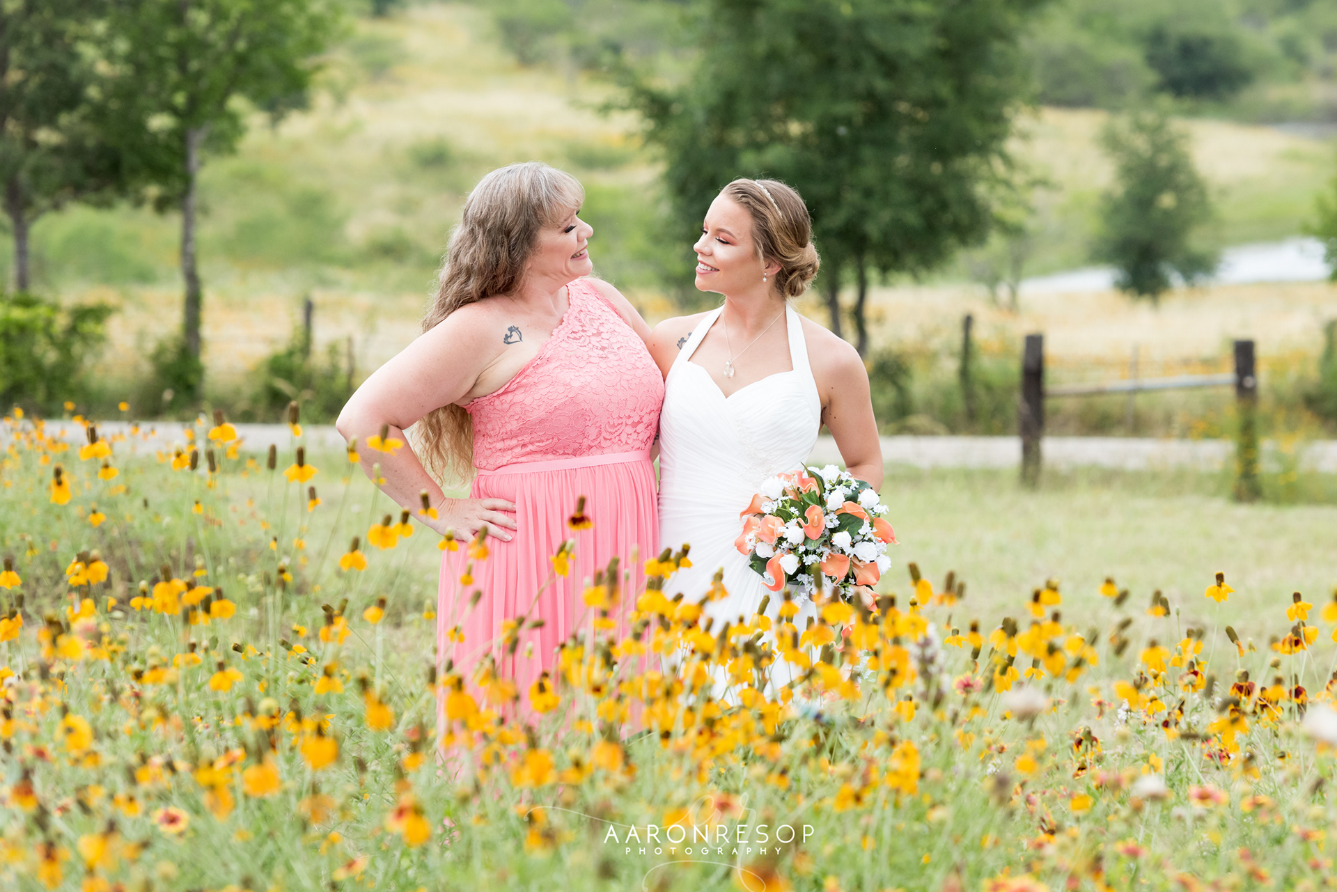 Bridal Photos taken in Seguin, TX by Wedding Photographer Aaron Resop @ Geronimo Oaks - Weddings and Events, 1377 Dietert Rd, Seguin, TX 78155