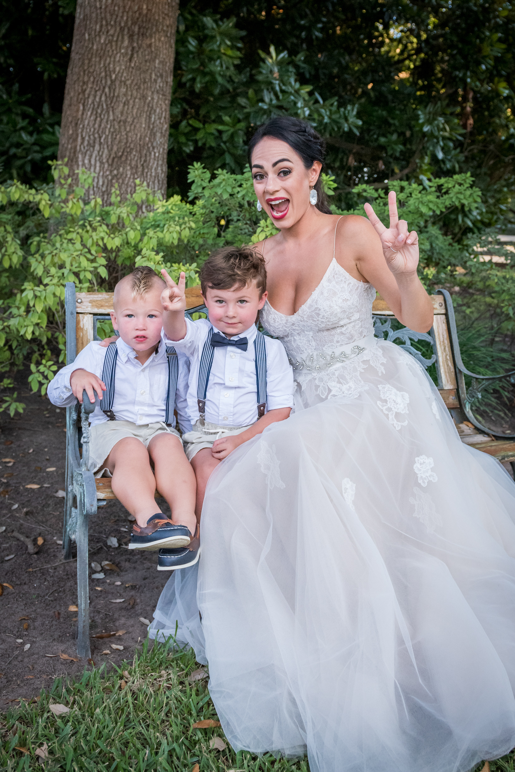 Wedding Day Photos taken in Brenham, TX by Wedding Photographer Aaron Resop @ permavista ranch & resort, Brenham, TX 77833