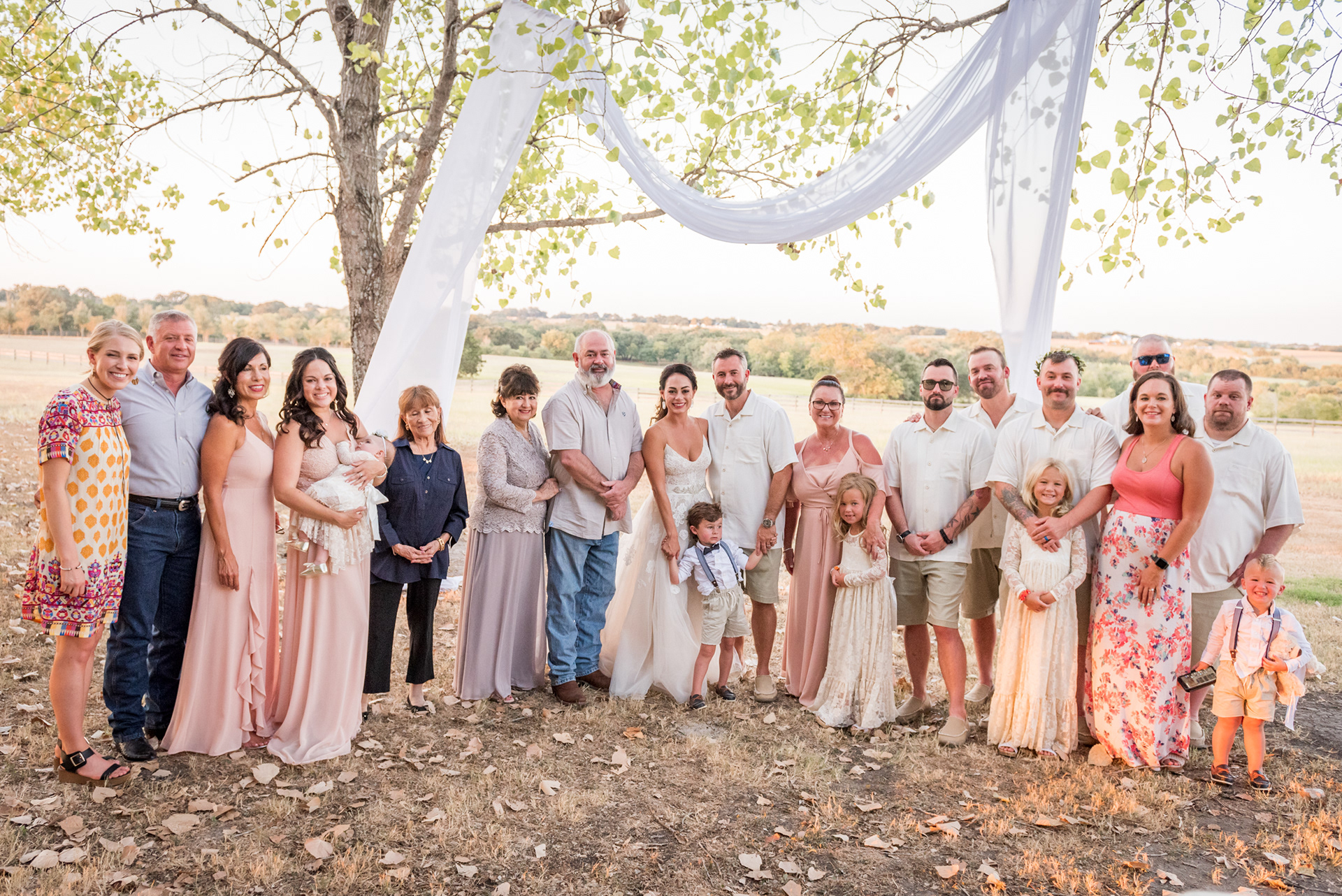 Wedding Day Photos taken in Brenham, TX by Wedding Photographer Aaron Resop @ permavista ranch & resort, Brenham, TX 77833