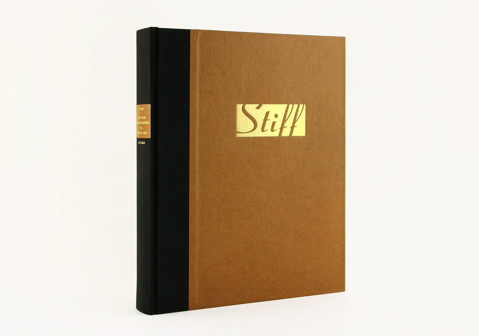Cover without dust jacket