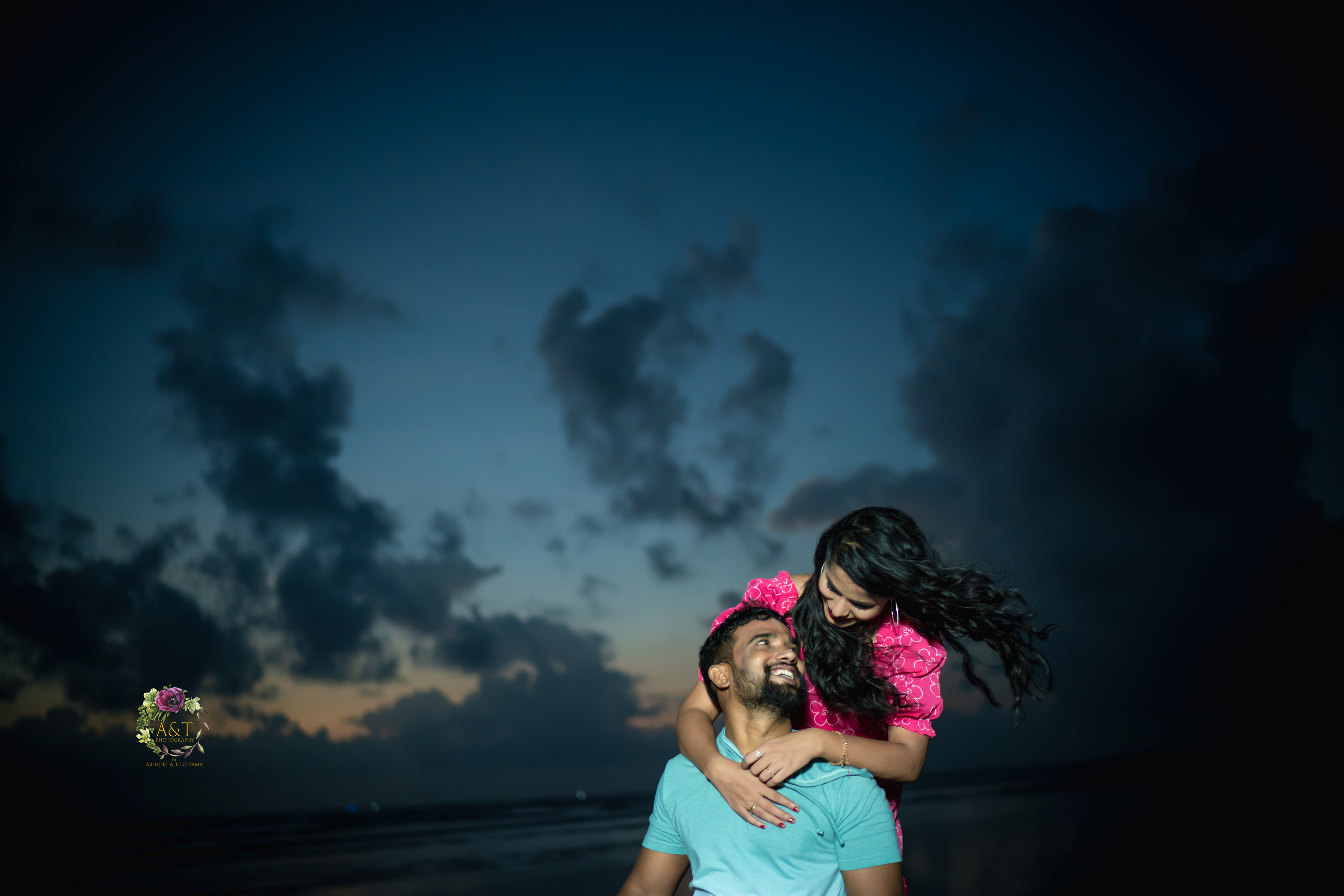 Vijay & Bhavana's Romantic Beach Pre-Wedding Shoot 6| Best Wedding Photographer in Pune
