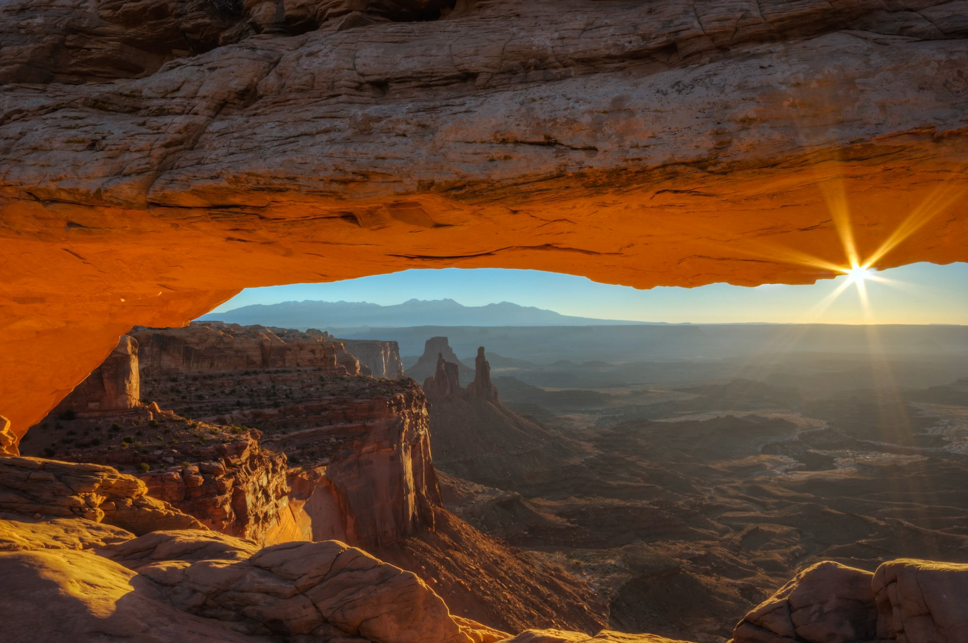 u n d e r g l o w   9881Canyonlands National ParkUtahNovember 6, 2014PENTAX K-3, Sigma 10-20mm f/4-5.6 EX DCISO 100 18 mm  ¹⁄₁₀ sec at ƒ / 22