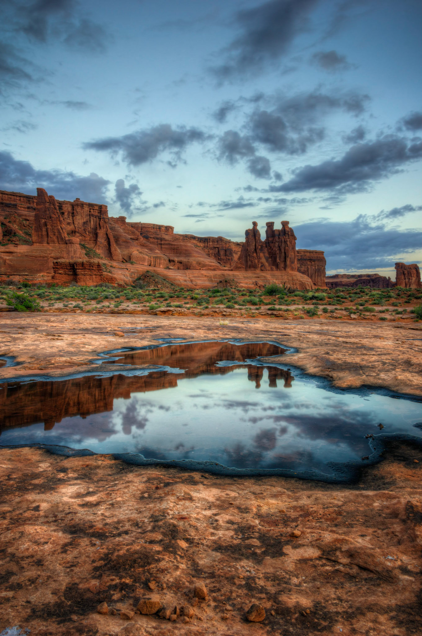w h i s p e r s  11531Arches National ParkUtahMay 19, 2015PENTAX K-3, Sigma 18-250mm f/3.5-6.3 DC OS HSMISO 100 18 mm  1.6 sec at ƒ / 16