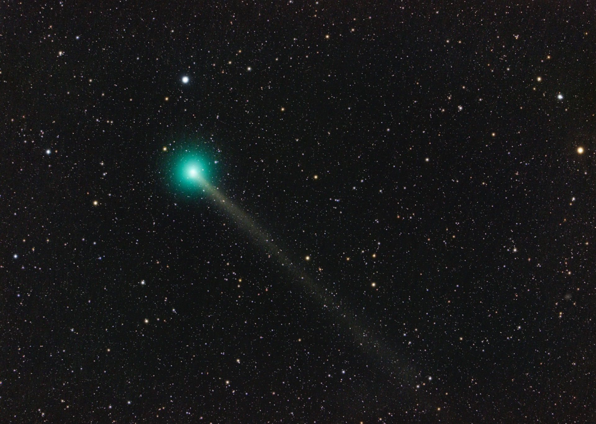 Комета c/1925 f1