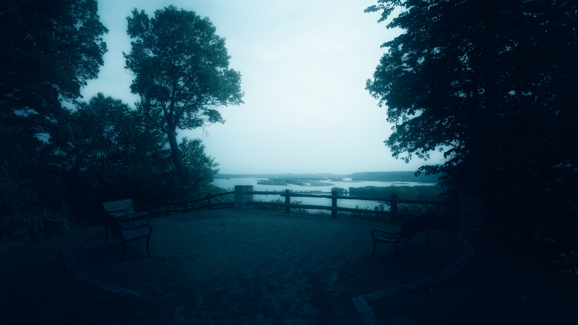 Mississippi River Iowa travel photography