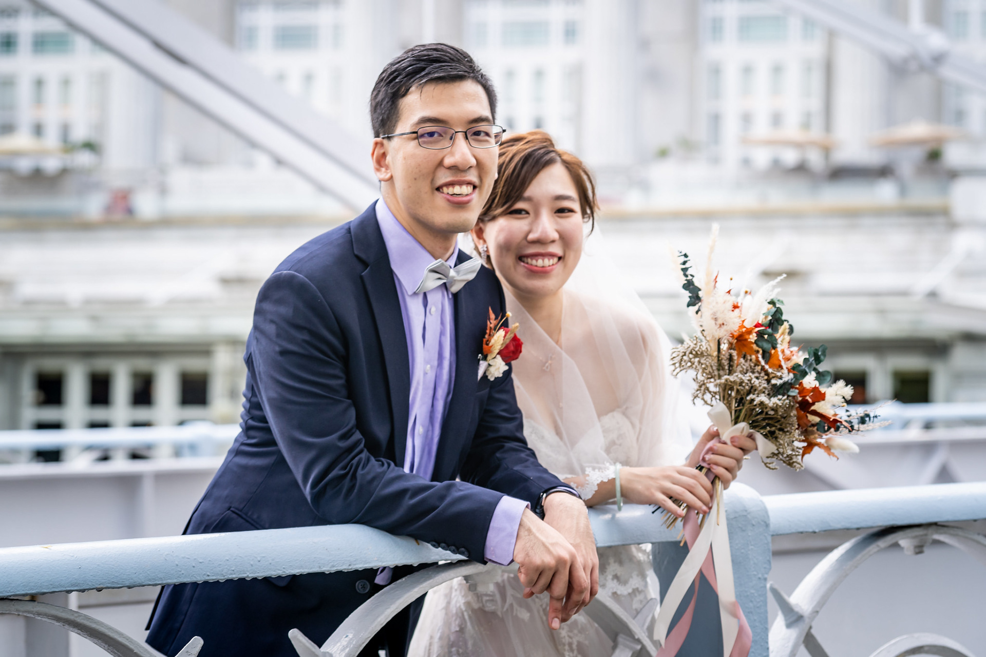 Wedding Day Shots @ Cavenagh Bridge