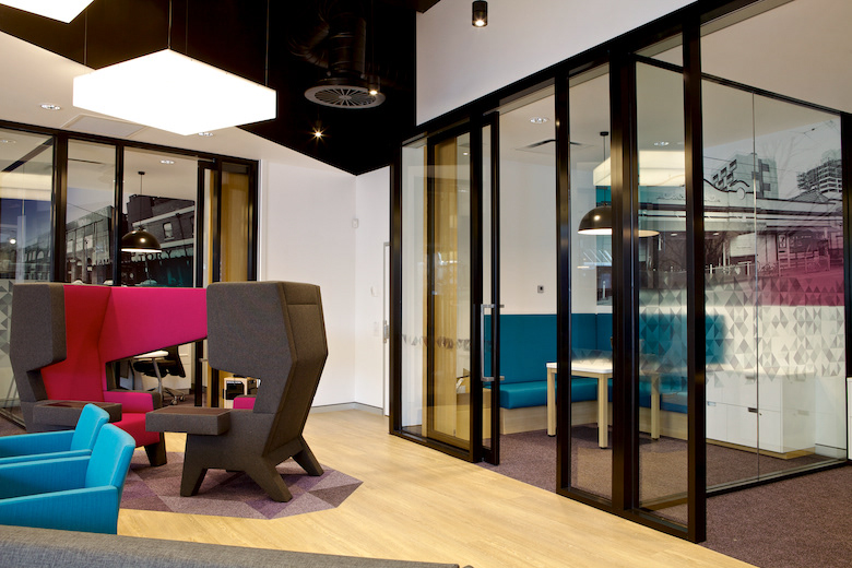 Acoustically private glass front meeting workspaces 