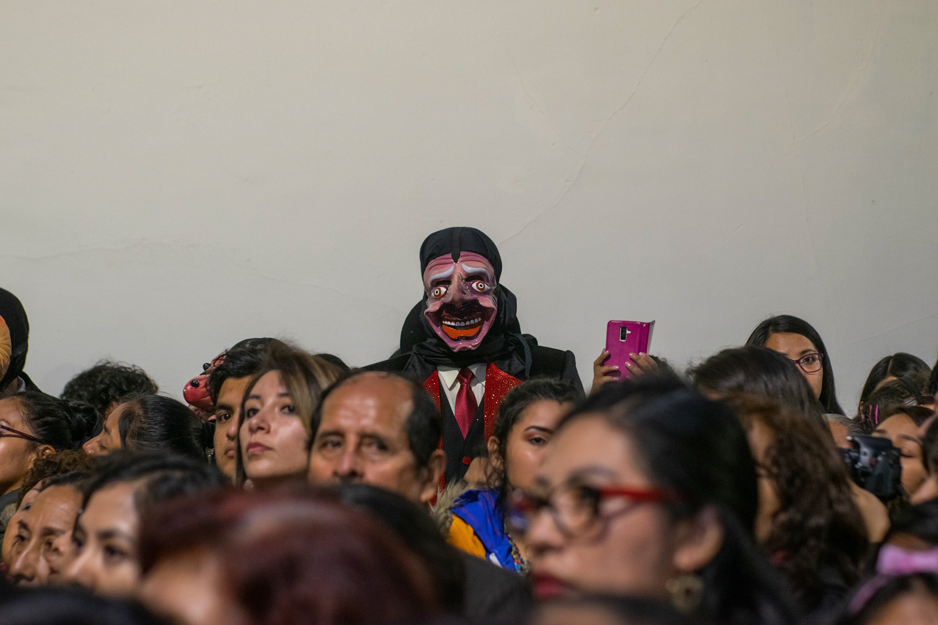 Panadero resguardando procesión