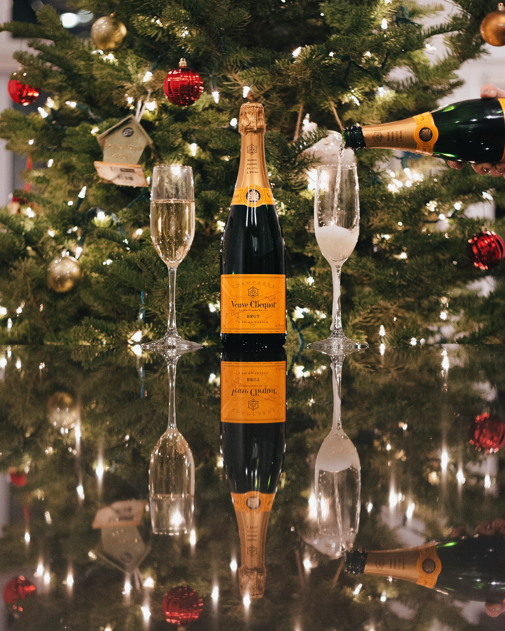 VEUVE CLICQUOT, LAKE TAHOE