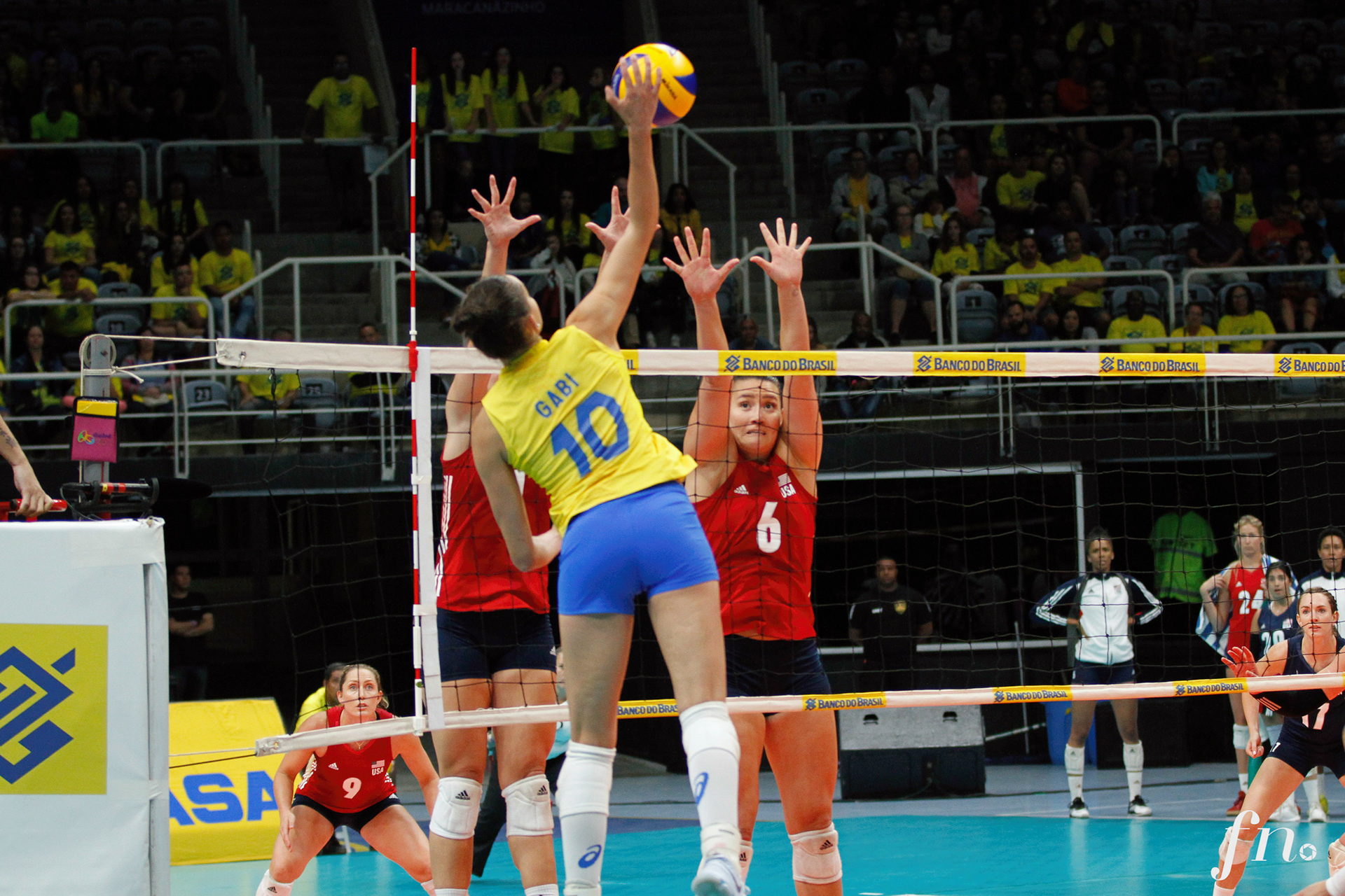 Vôlei Internacional (feminino) - Amistoso Brasil x Estados Unidos - Foto: Fred Nogueira