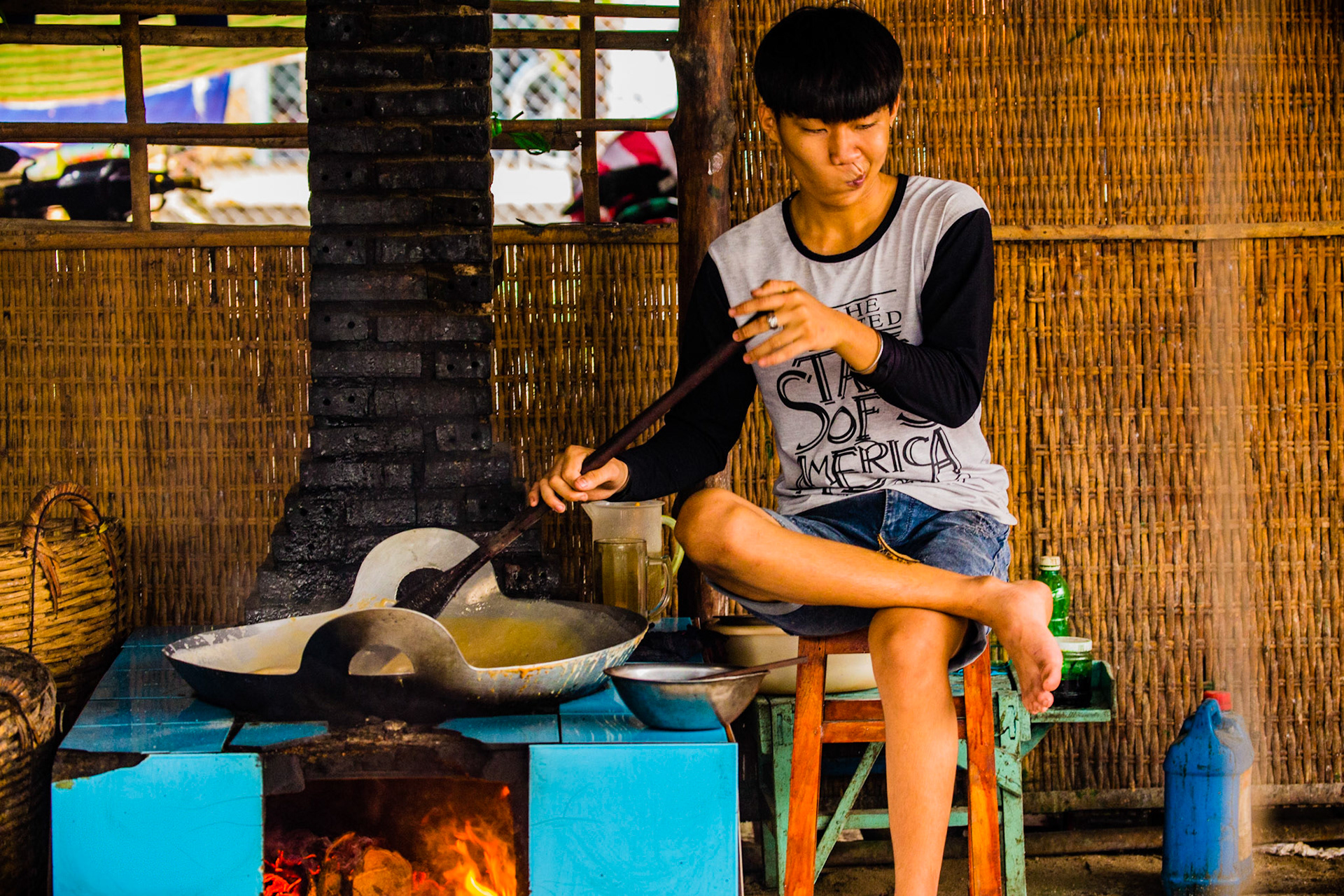 Candy maker. Vietnam. 