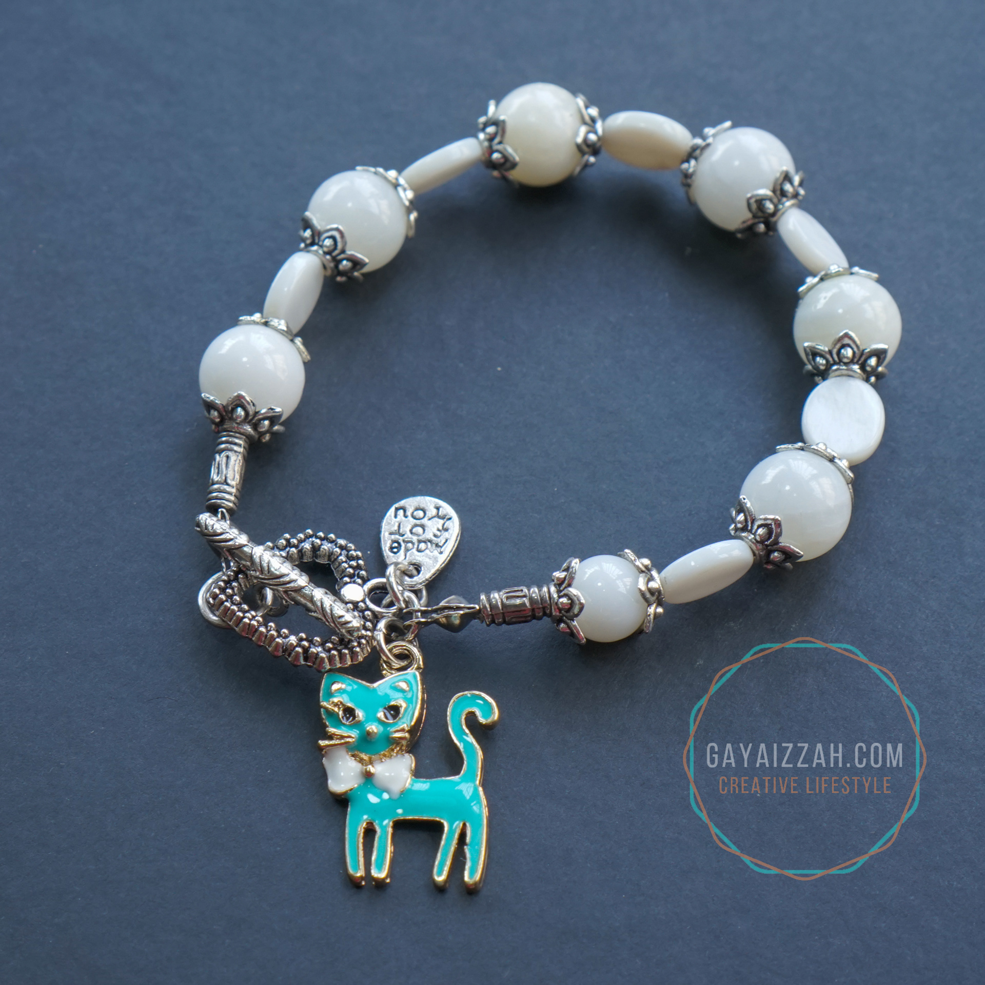 rm40: pearls and shells