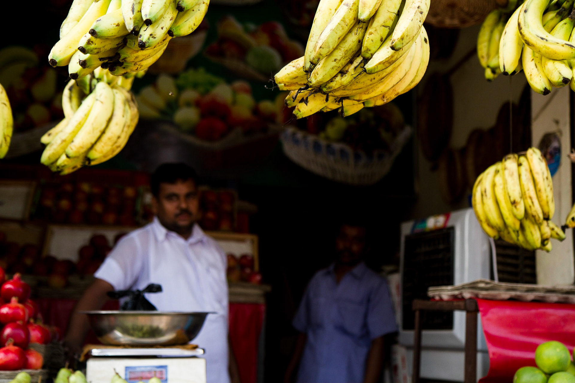 Goniana, Punjab, Indian. Fruit and vegetabel sellers. Taken September 1, 2012.