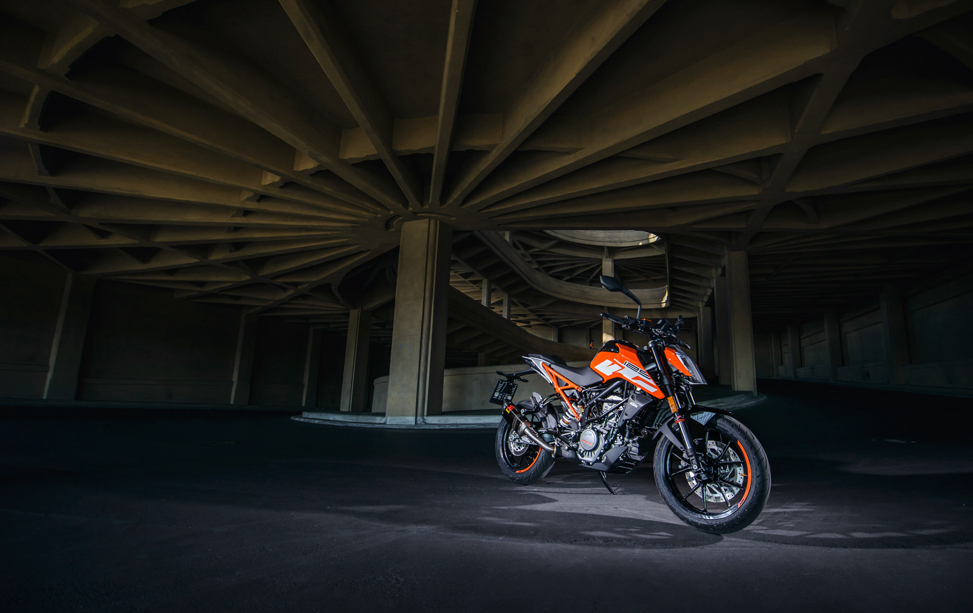 SavageDivision - KTM Duke 125 at Turin / Photo