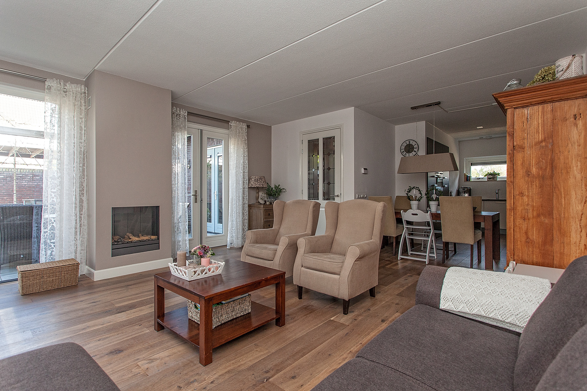 Woonkamer gefotografeerd in Eibergen voor Funda