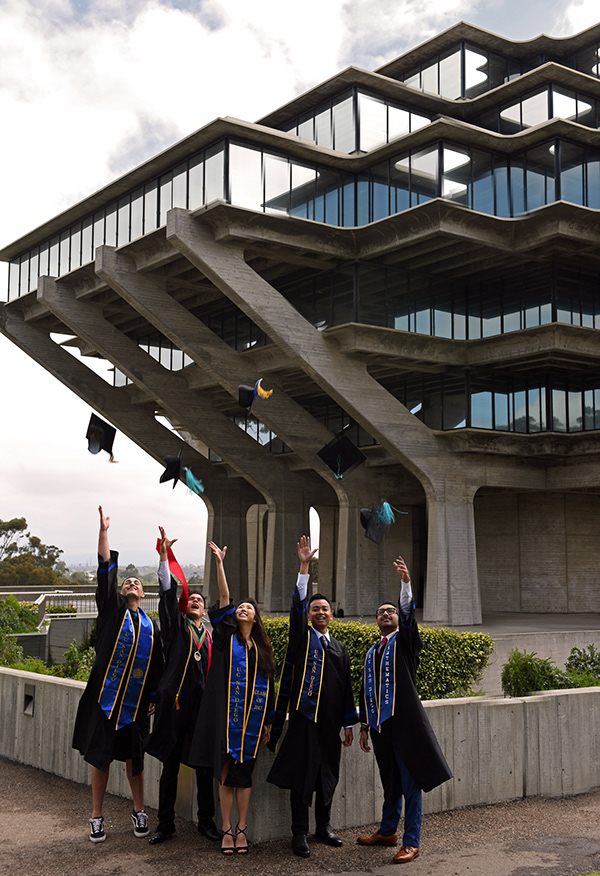 Ericka Betts Stephen Willis UCSD Graduation Shoot