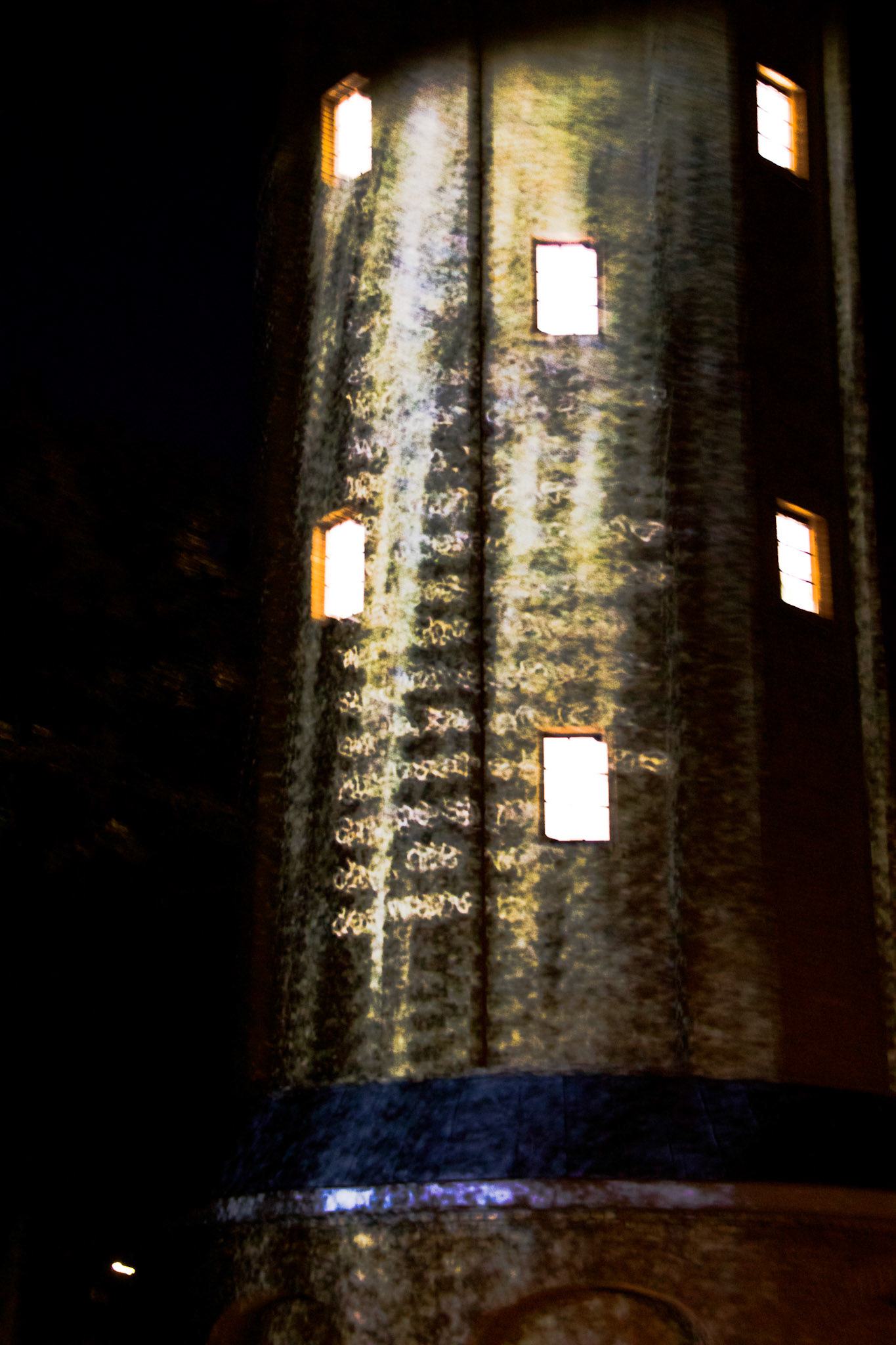 Wasserturm Rötha "Fließen"