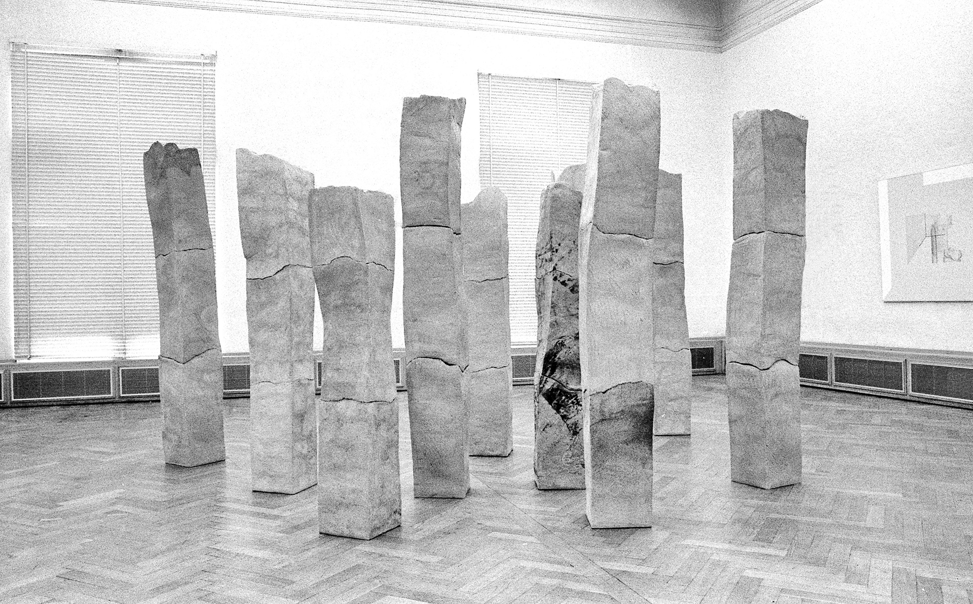 11 COLUMNS 1980 - terracotta - exhib. Pulchri Studio - The Hague/NL 1983
