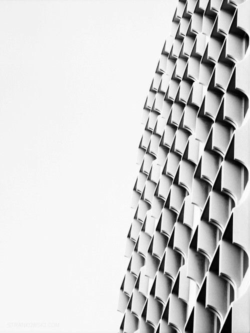 KINETIC FACADES