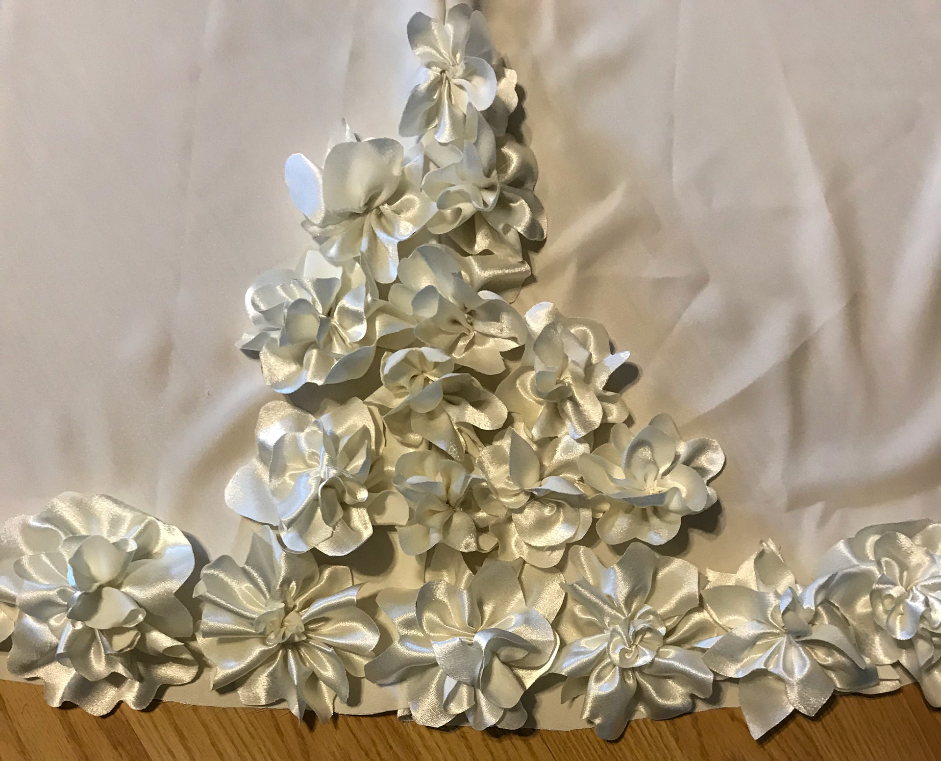 close up of the flowers going up the seams of the train