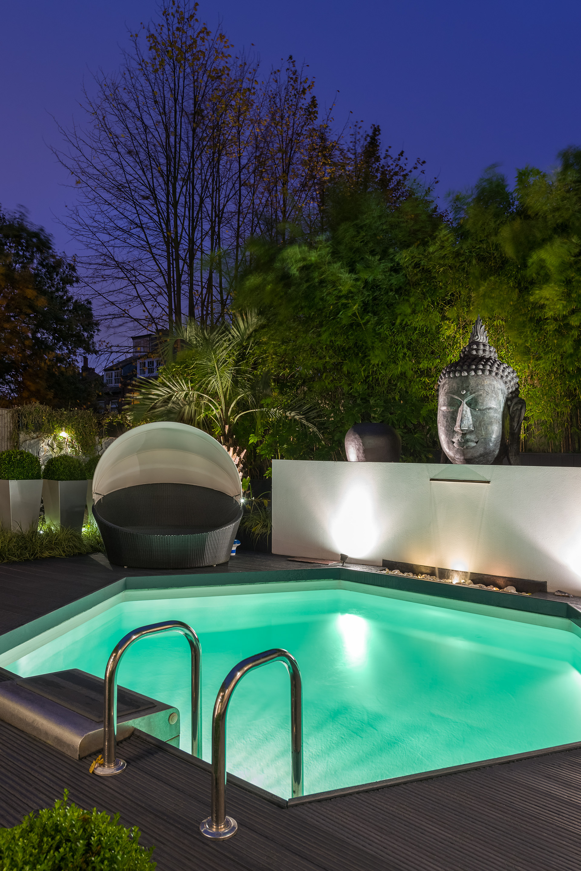 marcin noga, hackney, photograph, photographer, photography, London, studio, photo shoot, image, picture, fine, art, artist, British, award, winning, exhibition, editorial, uk, light, magazine, nikon, otus, lens, portfolio, interesting, architecture, architectural, interior, interiors, design, room, modern, property, marketing, specialist, estate, sell, home, sale, architect, twilight, best, commercial, inspiration, perspective, most, beautiful, tessa ashley-miller