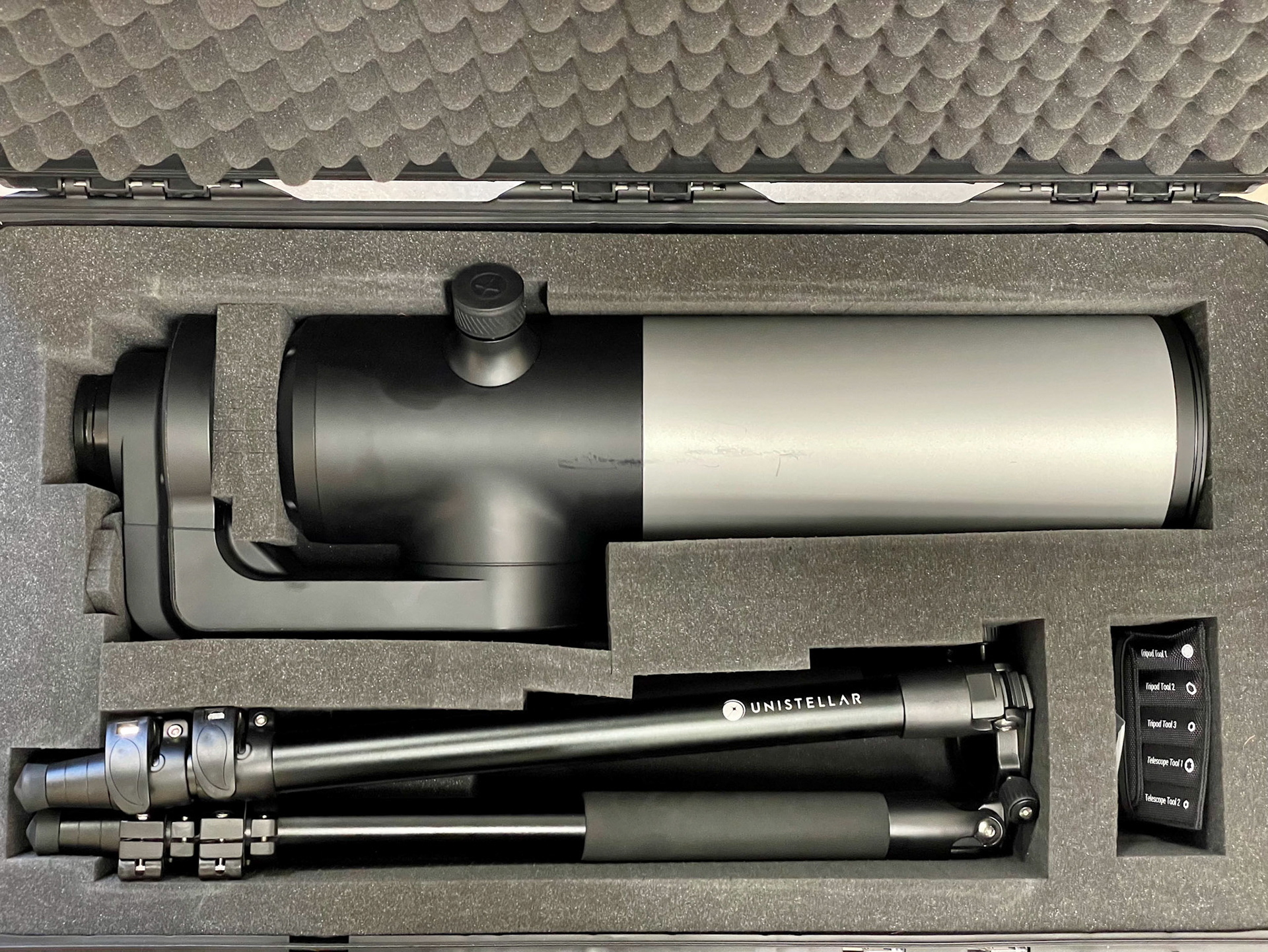 eVscope snug in case
